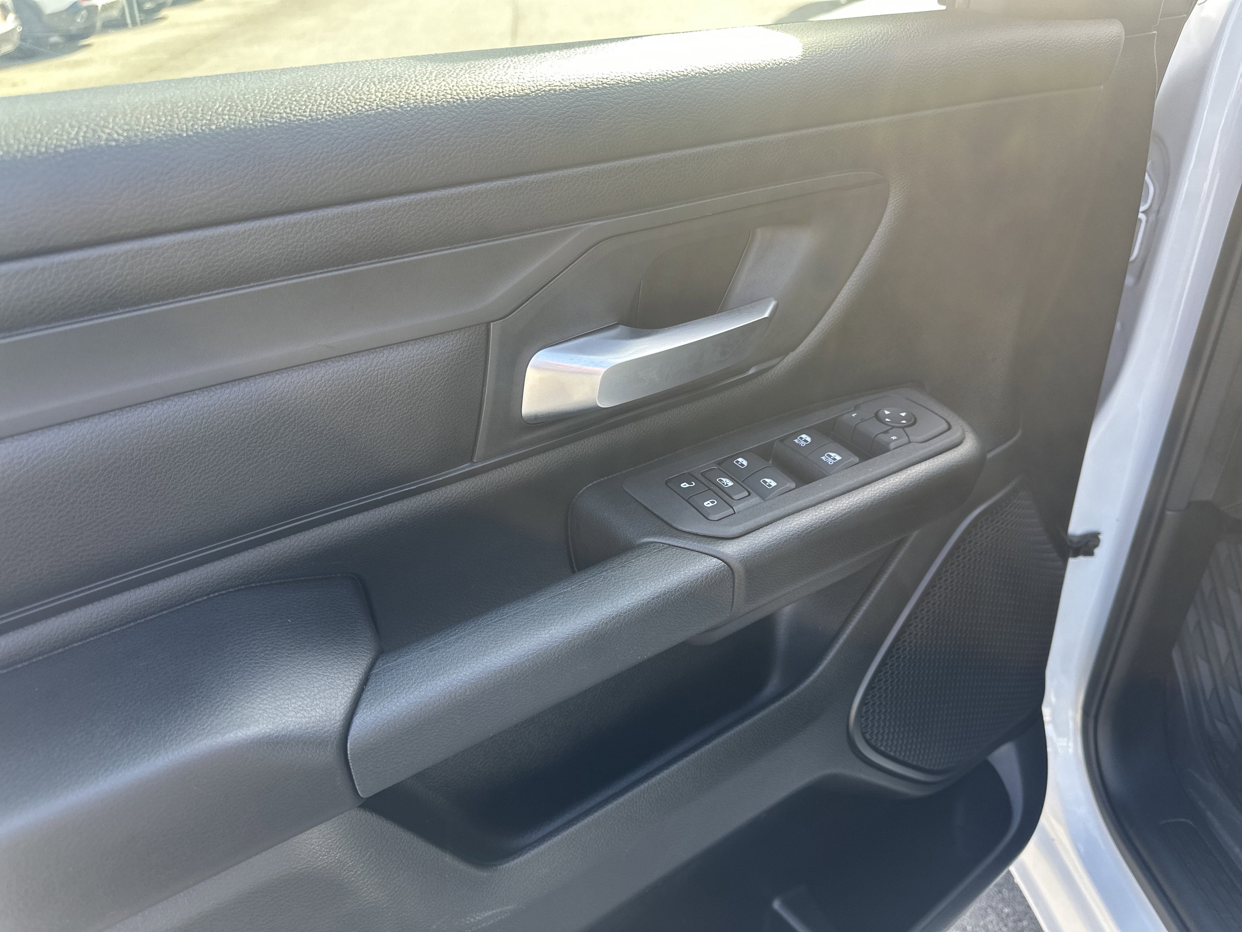 2025 RAM Ram 1500 RAM 1500 WARLOCK CREW CAB 4X4 5'7' BOX