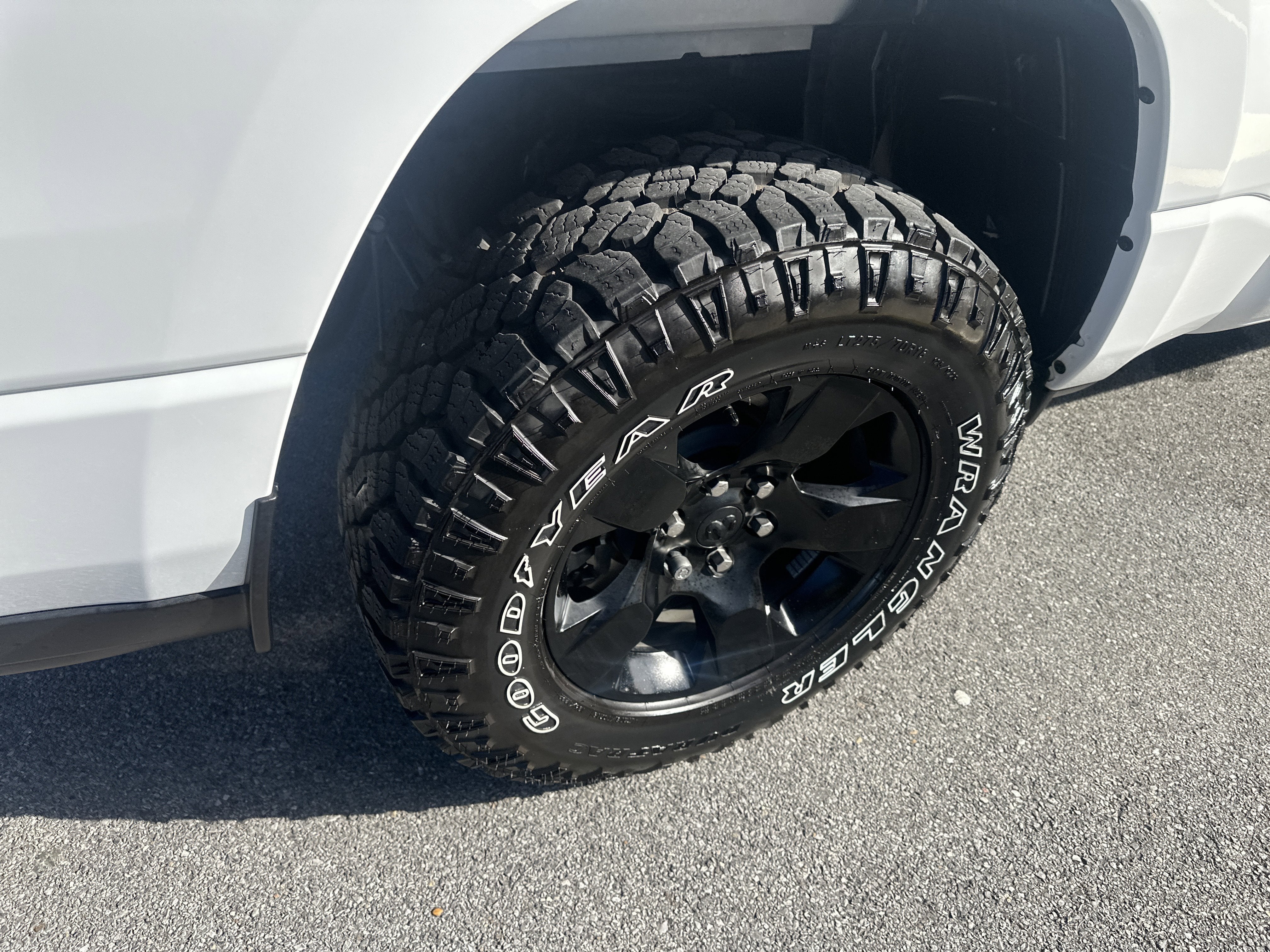 2025 RAM Ram 1500 RAM 1500 WARLOCK CREW CAB 4X4 5'7' BOX