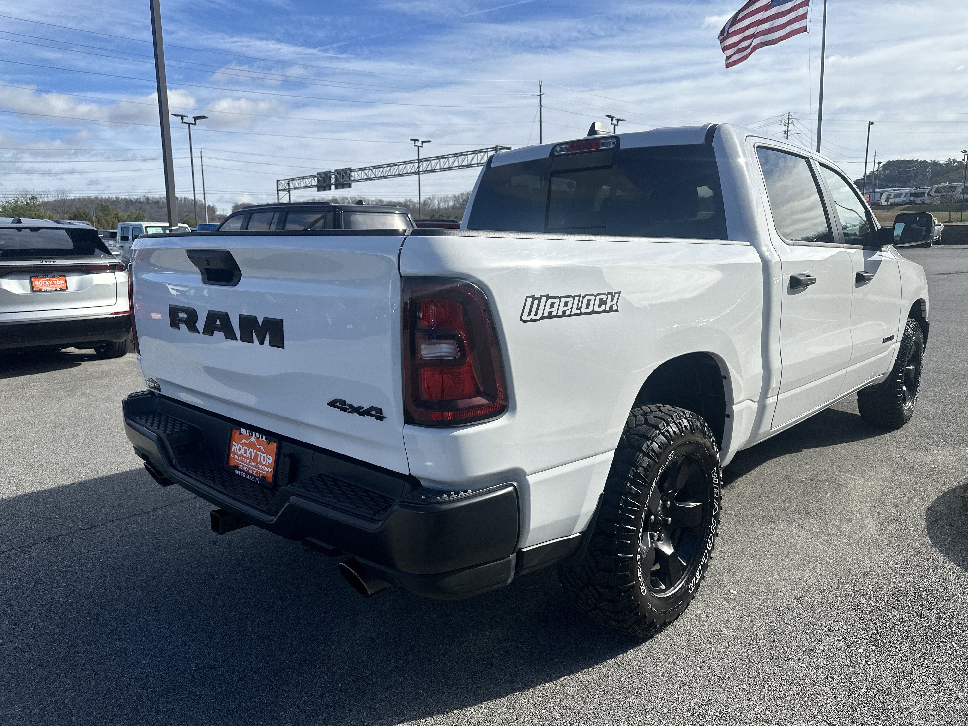 2025 RAM Ram 1500 RAM 1500 WARLOCK CREW CAB 4X4 5'7' BOX