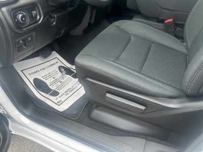 2026 RAM Ram 1500 RAM 1500 TRADESMAN CREW CAB 4X4 5'7' BOX