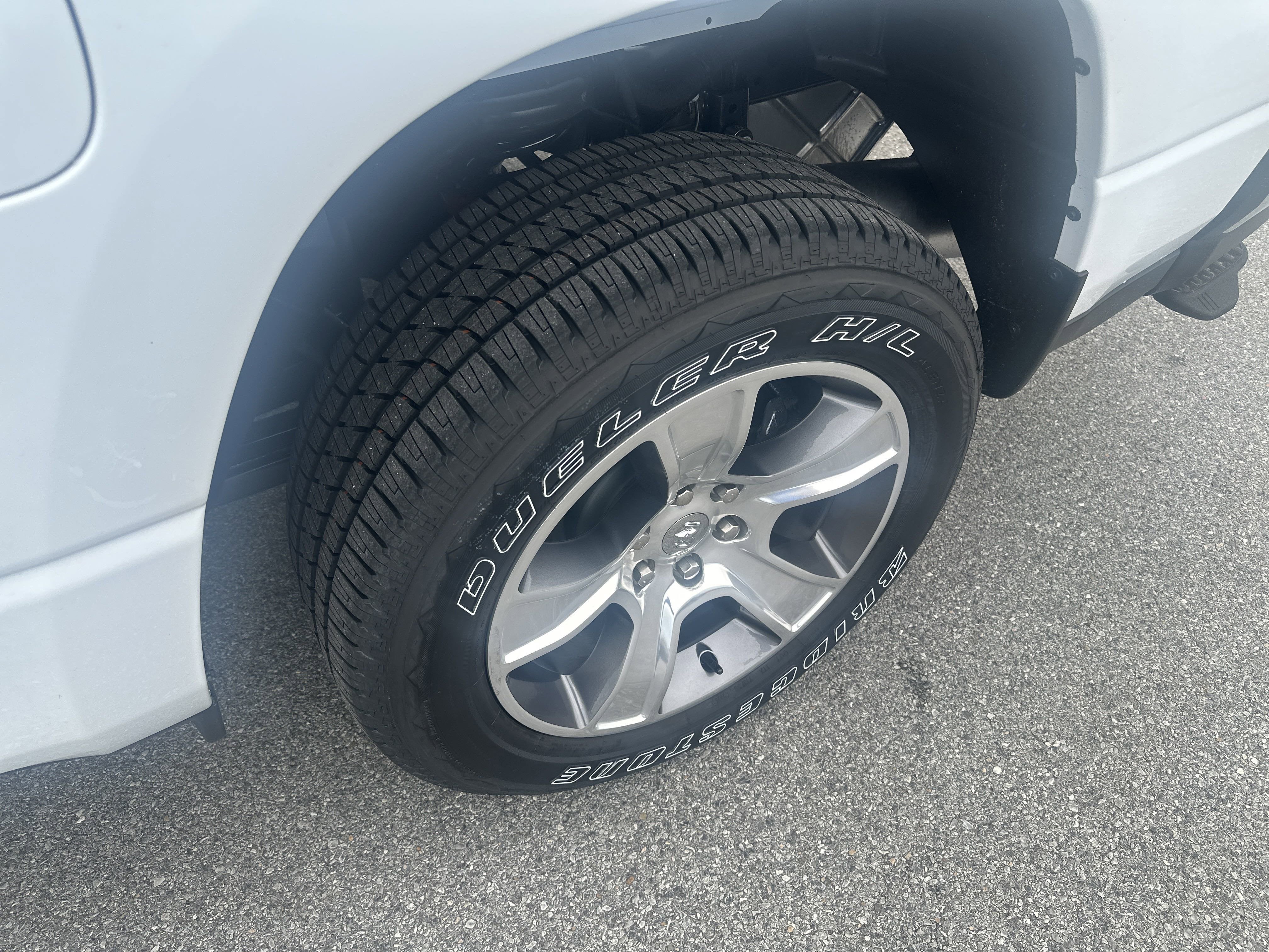 2026 RAM Ram 1500 RAM 1500 TRADESMAN CREW CAB 4X4 5'7' BOX