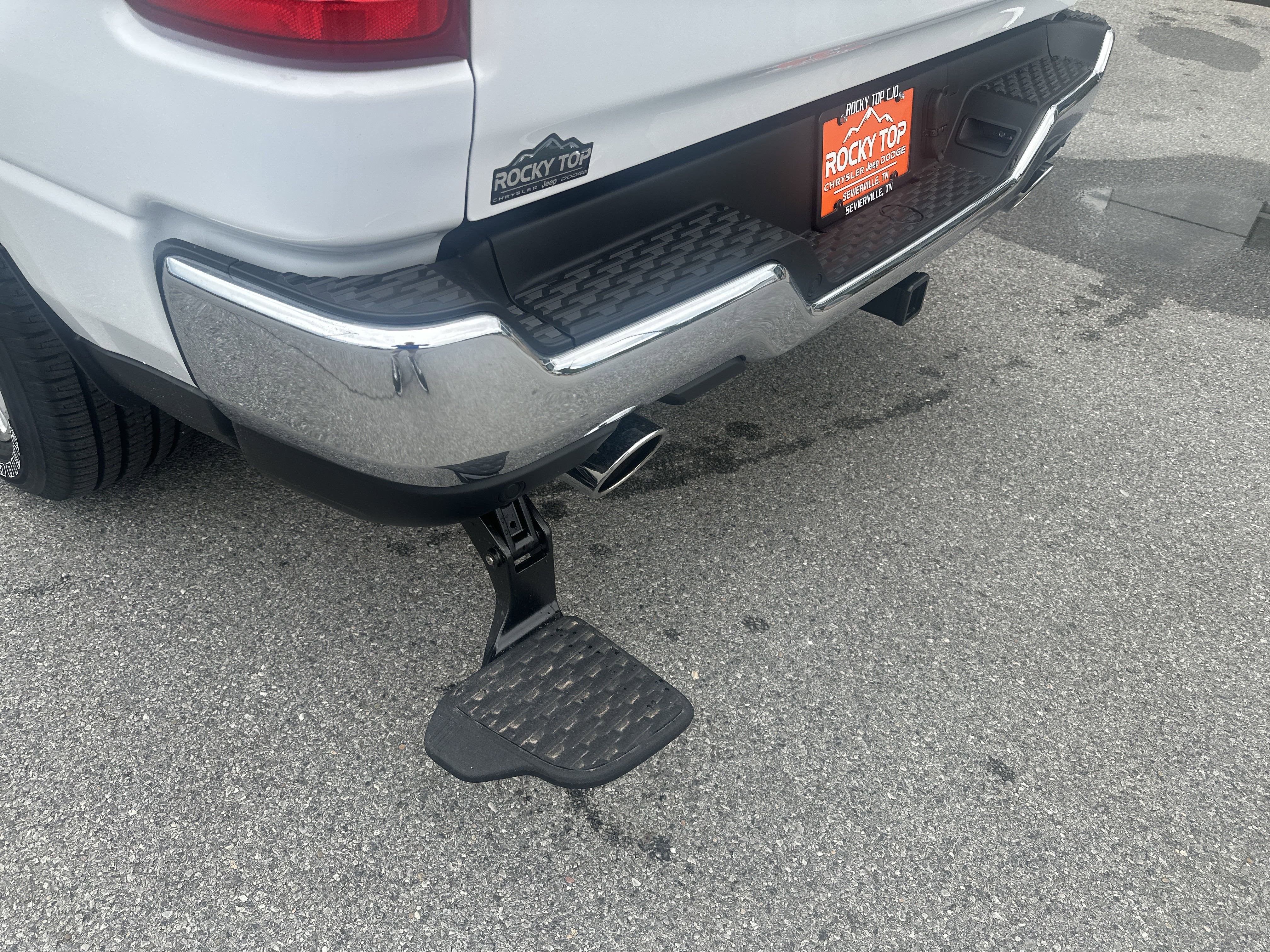 2026 RAM Ram 1500 RAM 1500 TRADESMAN CREW CAB 4X4 5'7' BOX