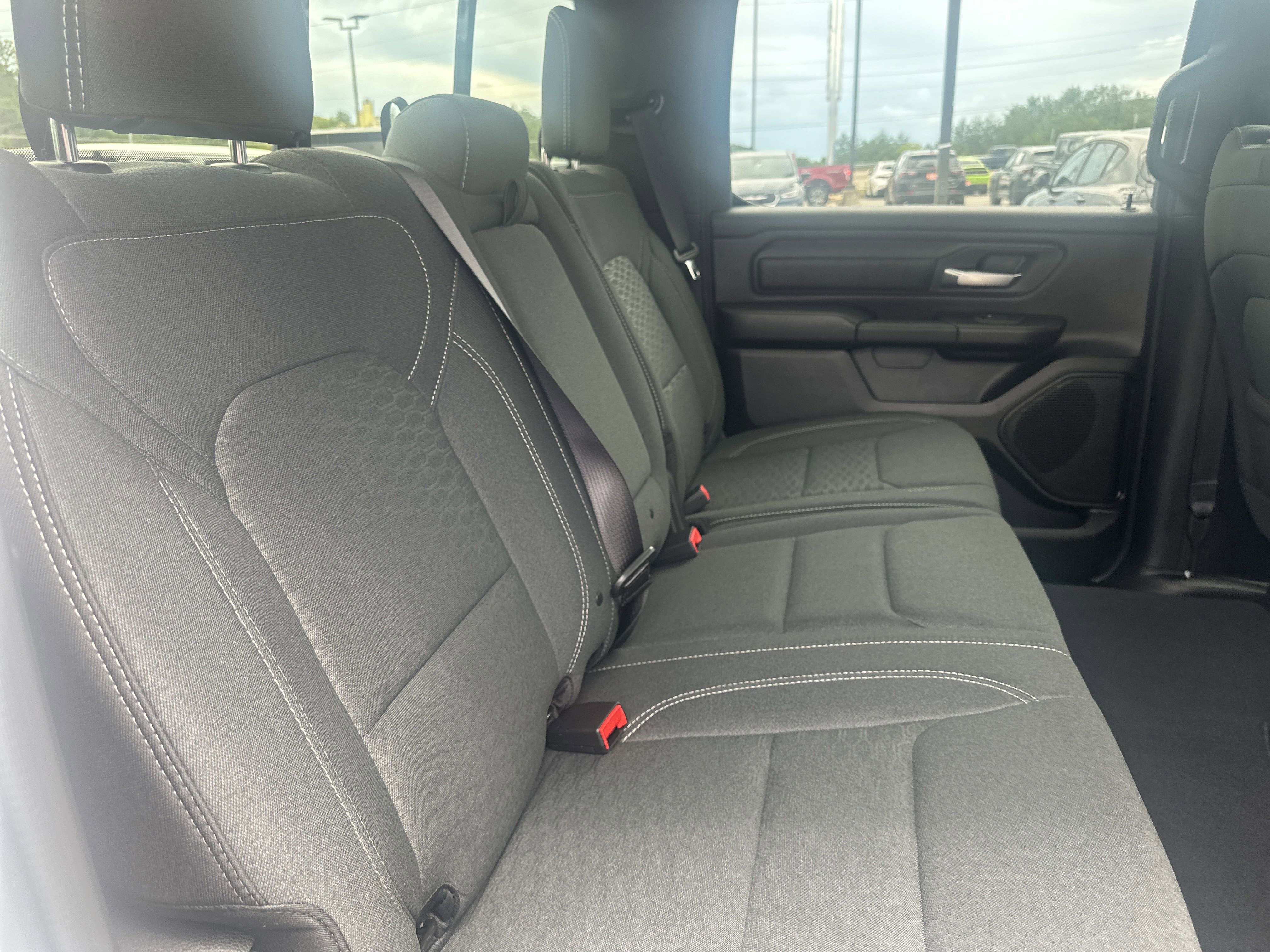 2026 RAM Ram 1500 RAM 1500 TRADESMAN CREW CAB 4X4 5'7' BOX