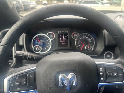 2026 RAM Ram 1500 RAM 1500 TRADESMAN CREW CAB 4X4 5'7' BOX