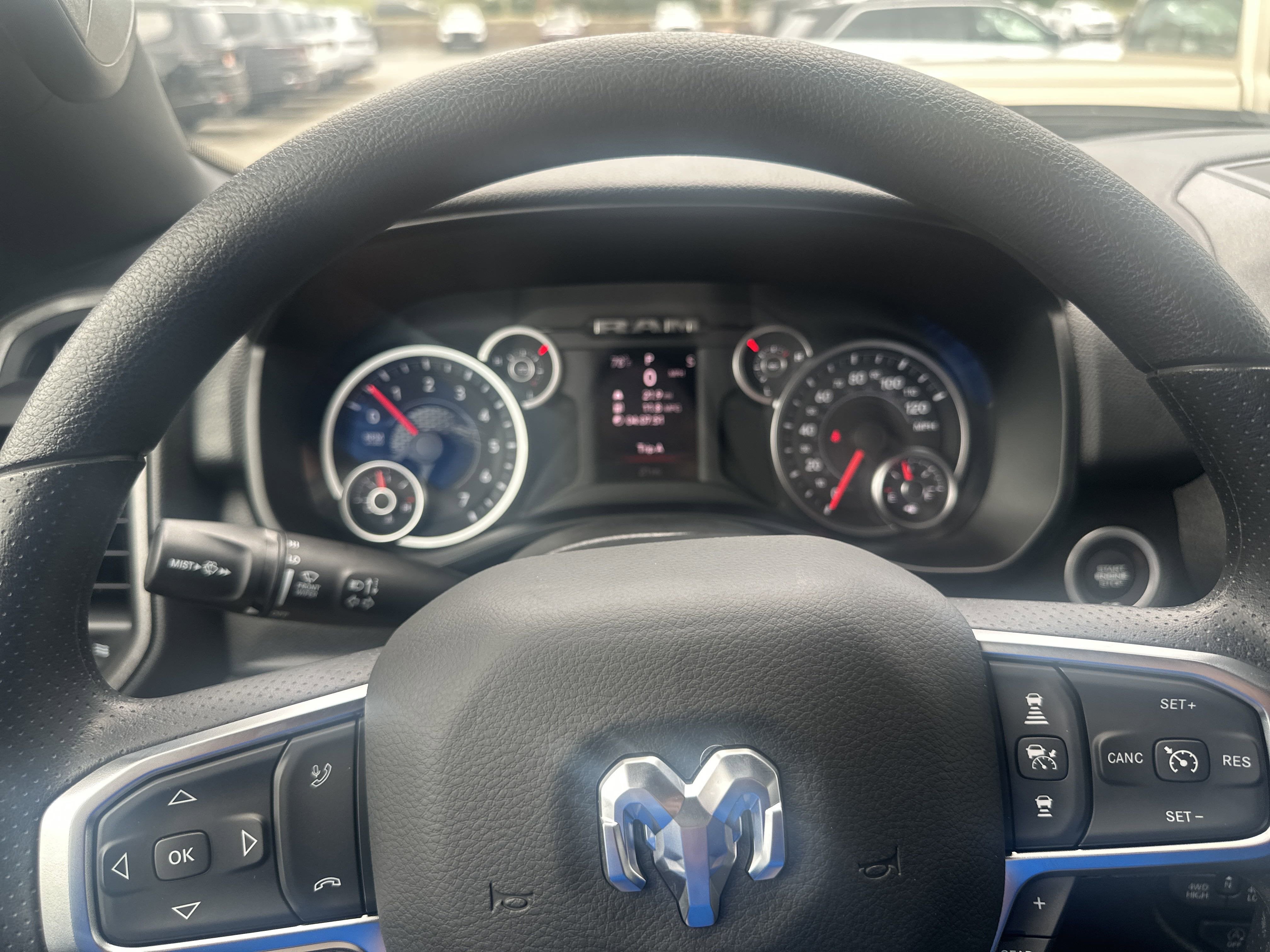 2026 RAM Ram 1500 RAM 1500 TRADESMAN CREW CAB 4X4 5'7' BOX