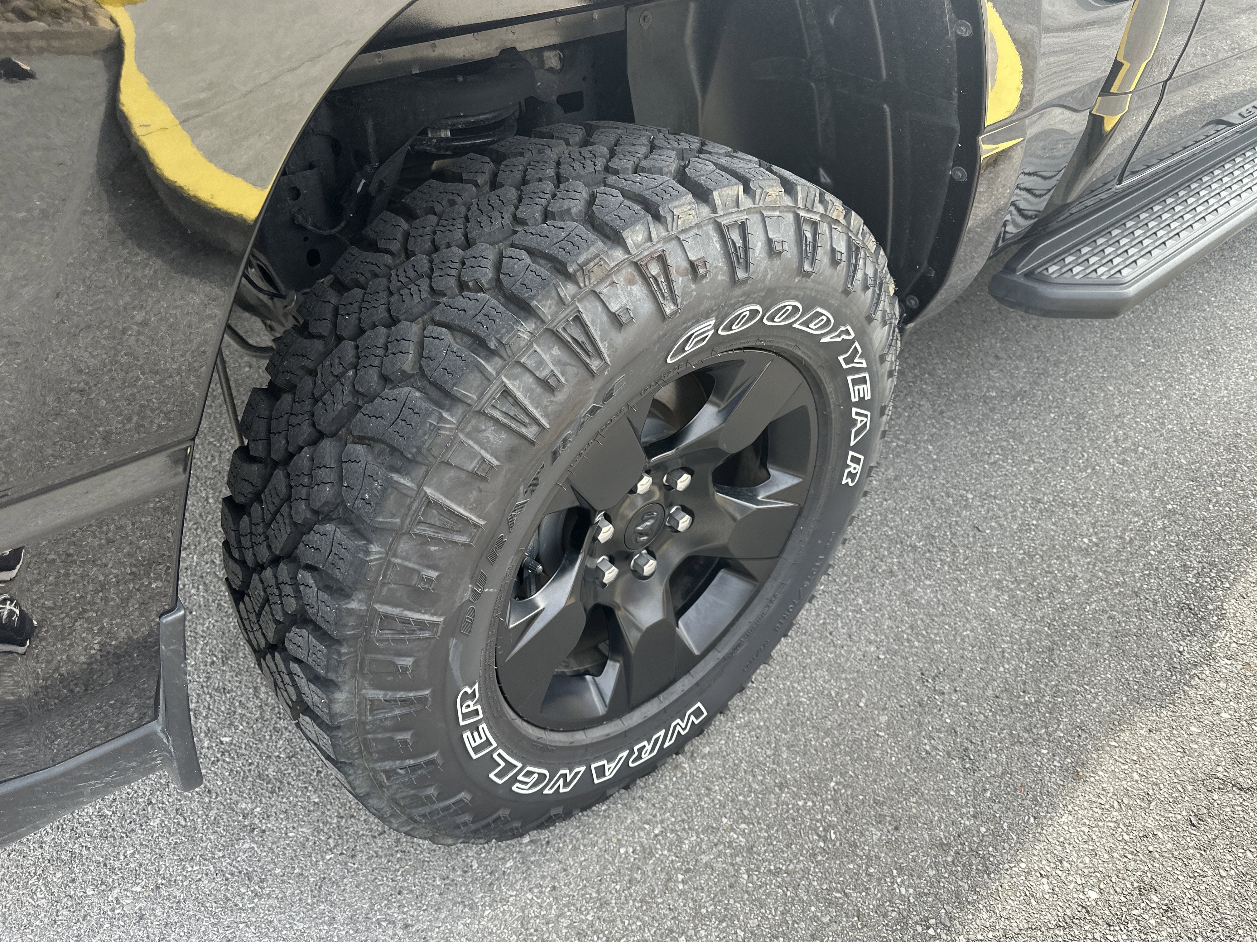 2025 RAM 1500 Warlock Crew Cab 4x4 5'7' Box