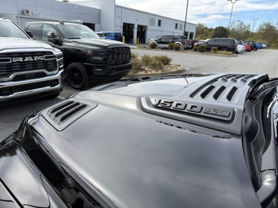 2027 RAM Ram 1500 RAM 1500 EXPRESS CREW CAB 4X4 5'7' BOX