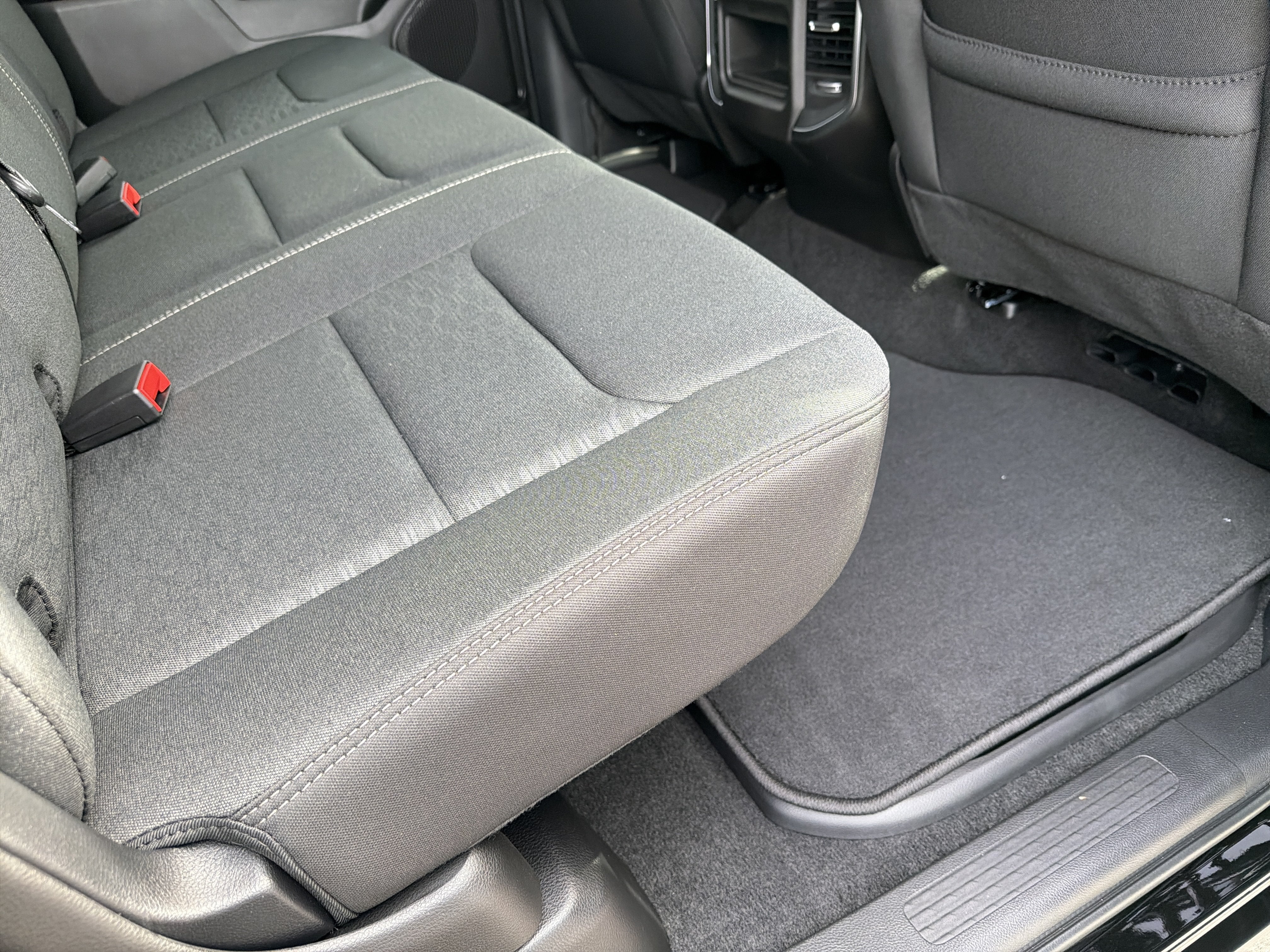 2027 RAM Ram 1500 RAM 1500 EXPRESS CREW CAB 4X4 5'7' BOX