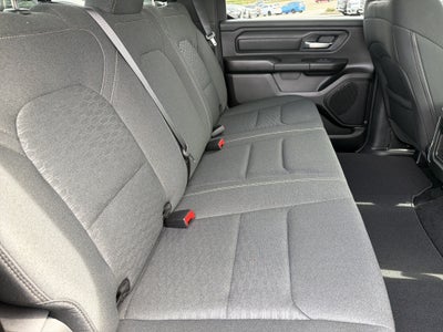 2027 RAM Ram 1500 RAM 1500 EXPRESS CREW CAB 4X4 5'7' BOX