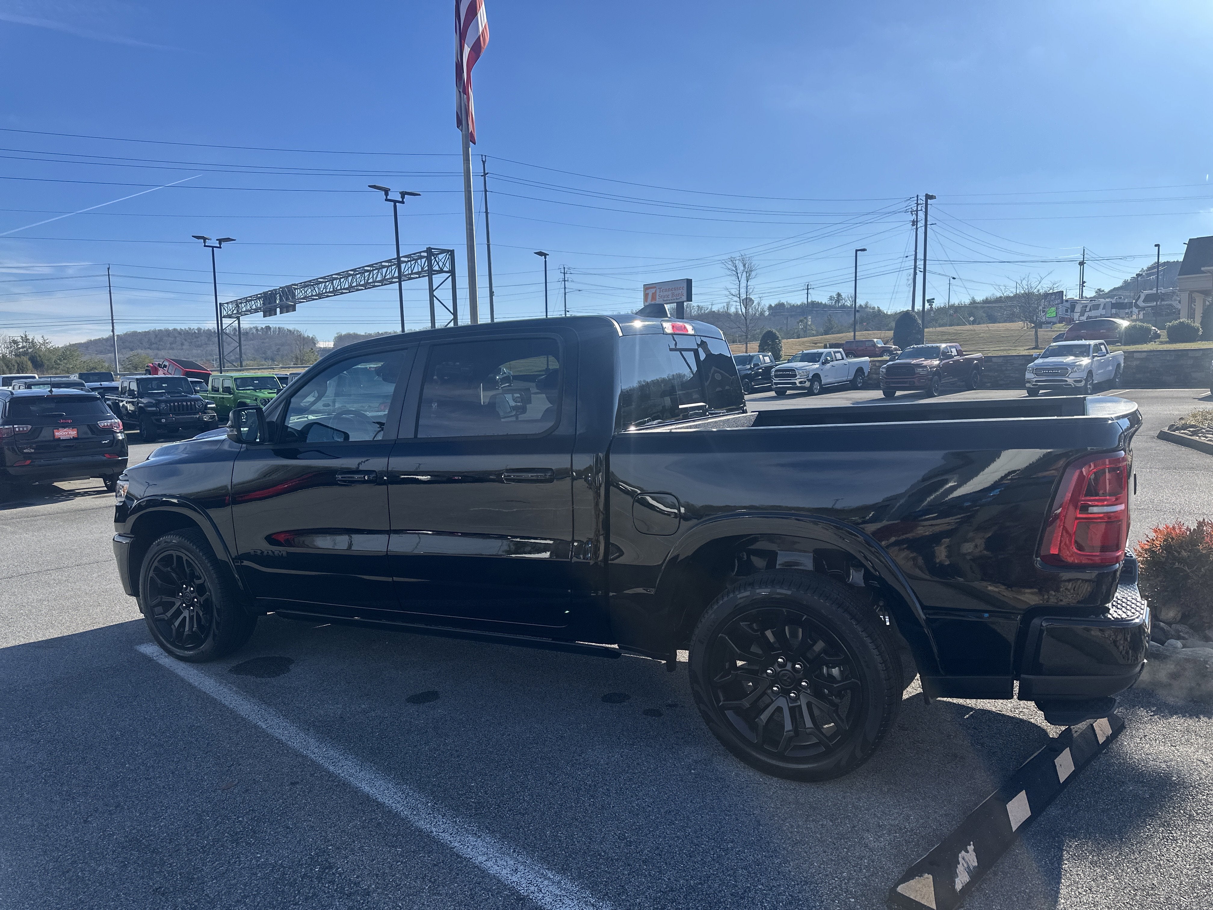 2026 RAM Ram 1500 RAM 1500 LIMITED CREW CAB 4X4 5'7' BOX