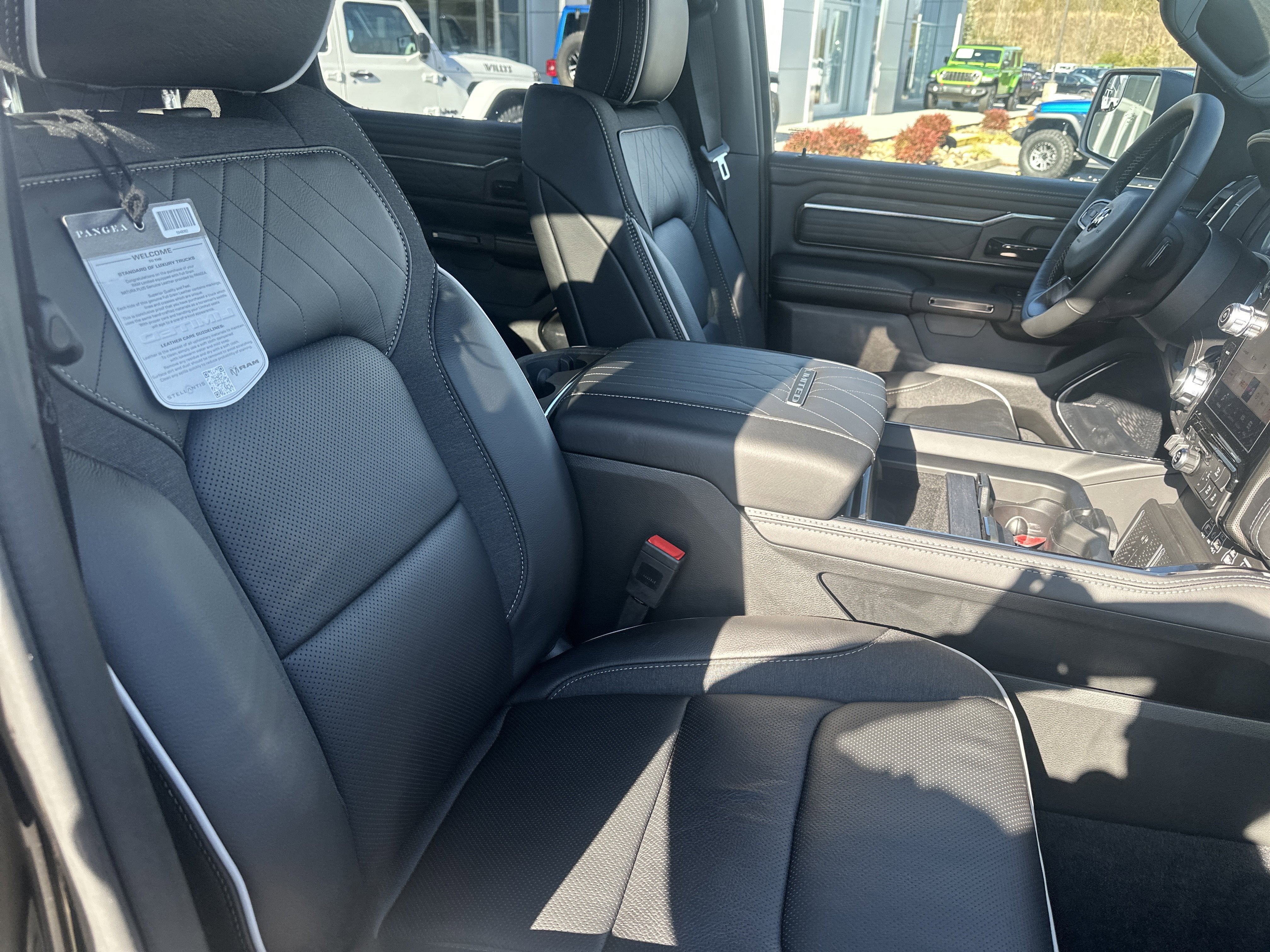 2026 RAM Ram 1500 RAM 1500 LIMITED CREW CAB 4X4 5'7' BOX