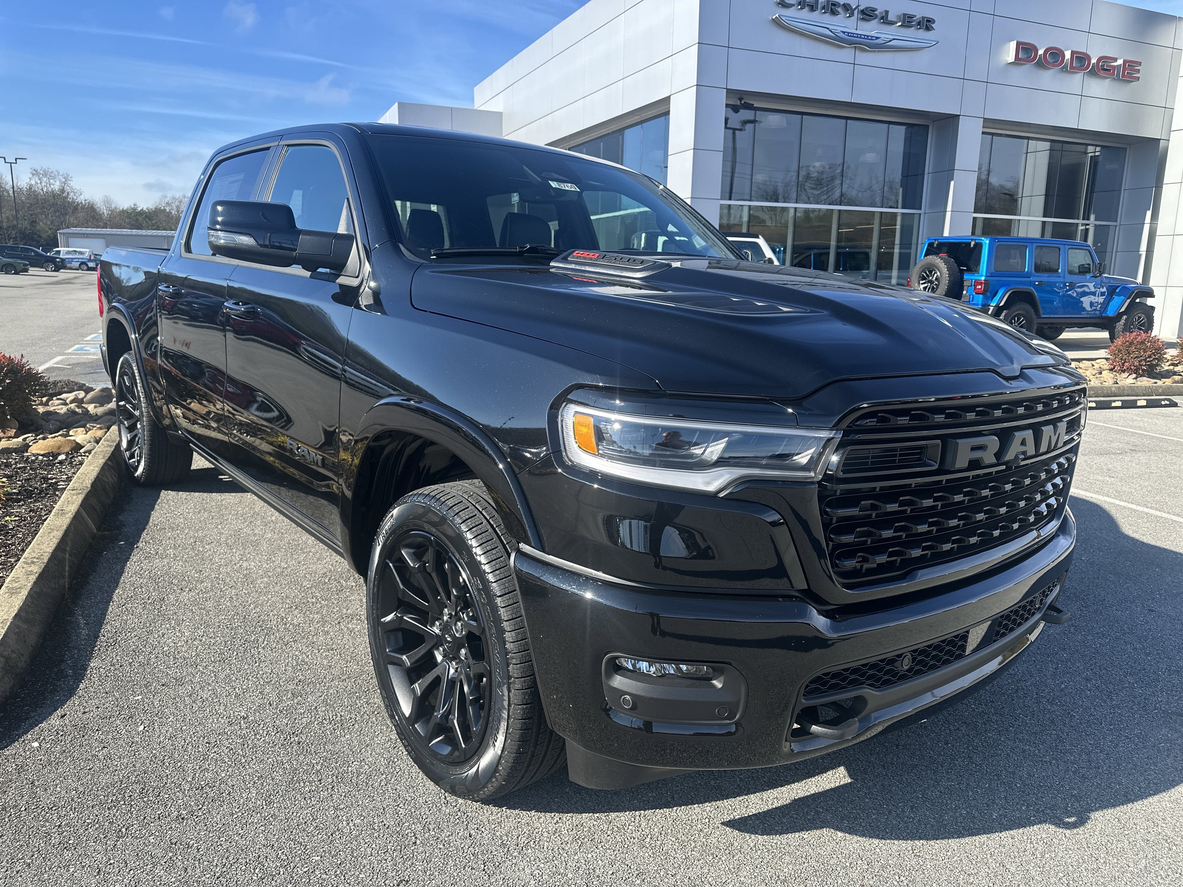 2026 RAM Ram 1500 RAM 1500 LIMITED CREW CAB 4X4 5'7' BOX