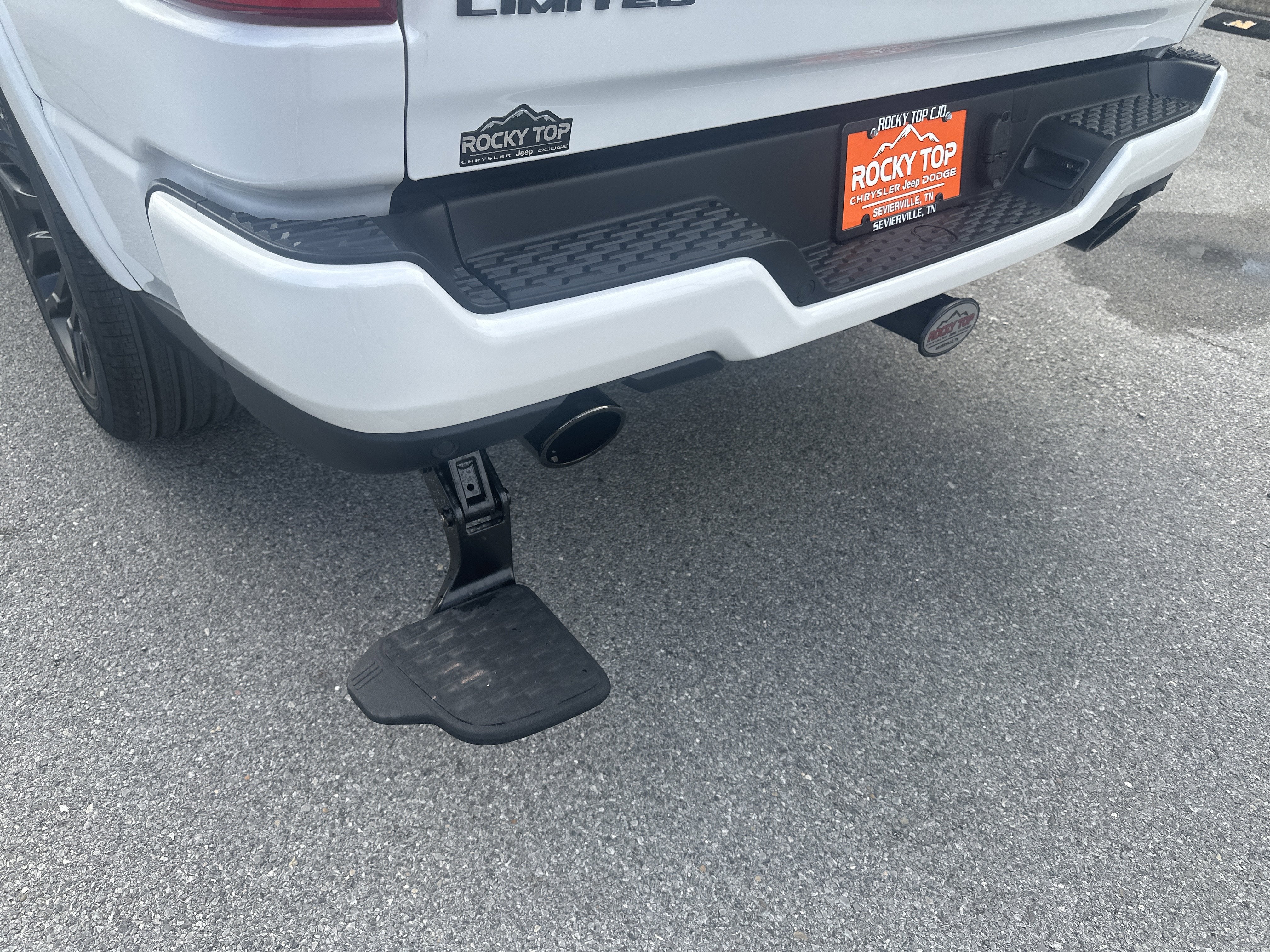 2026 RAM Ram 1500 RAM 1500 LIMITED CREW CAB 4X4 5'7' BOX