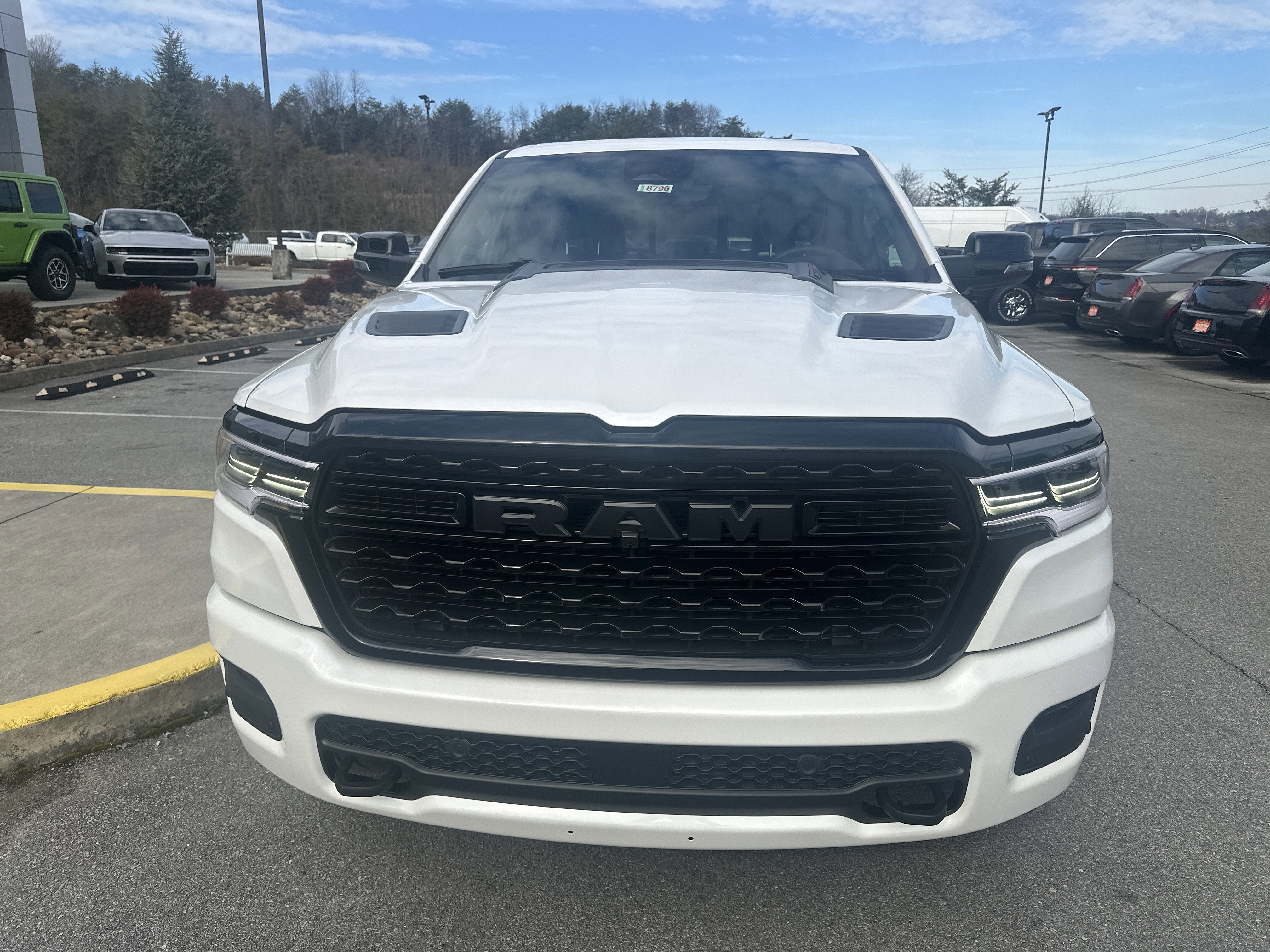 2026 RAM Ram 1500 RAM 1500 LIMITED CREW CAB 4X4 5'7' BOX