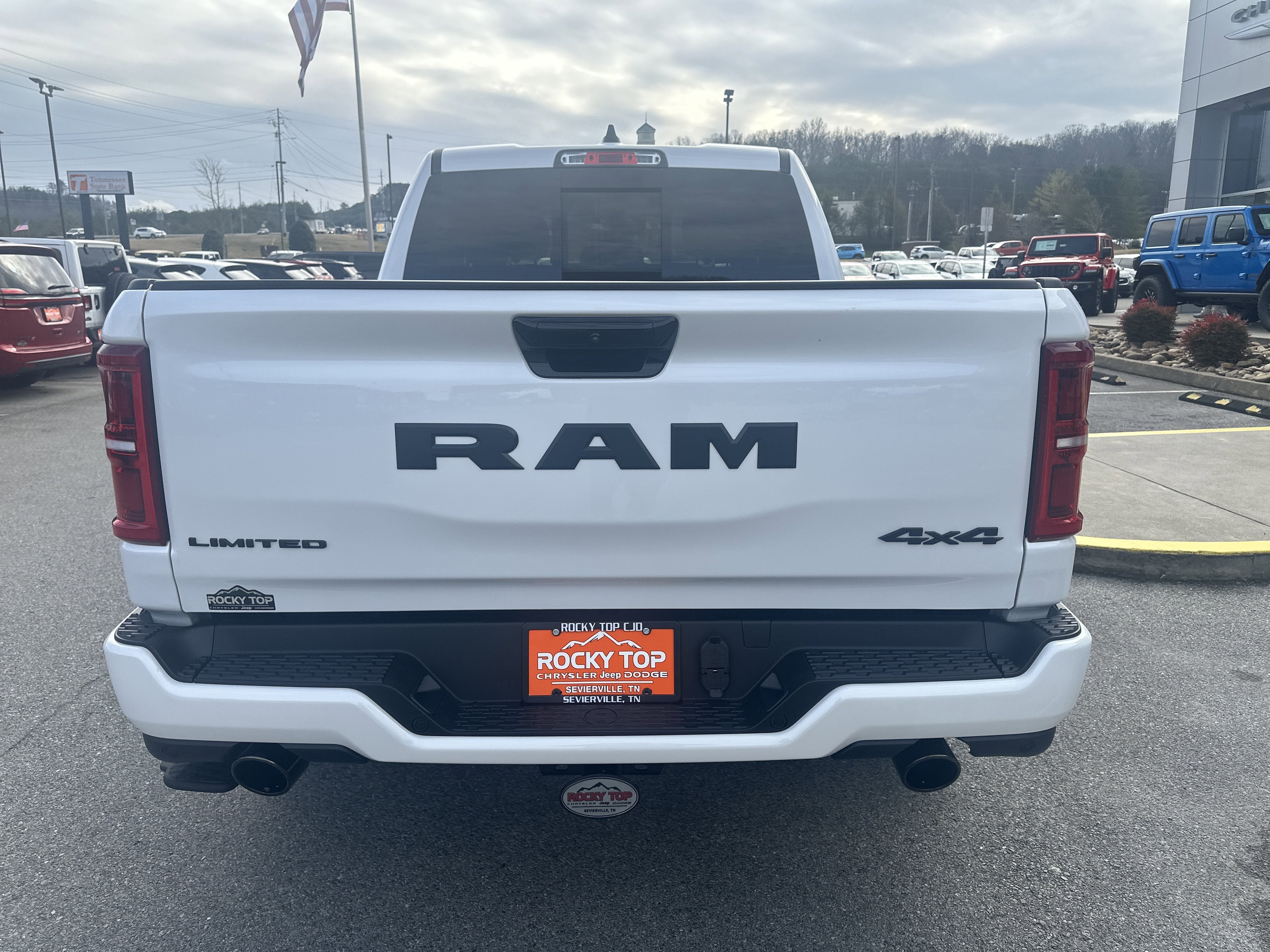 2026 RAM Ram 1500 RAM 1500 LIMITED CREW CAB 4X4 5'7' BOX