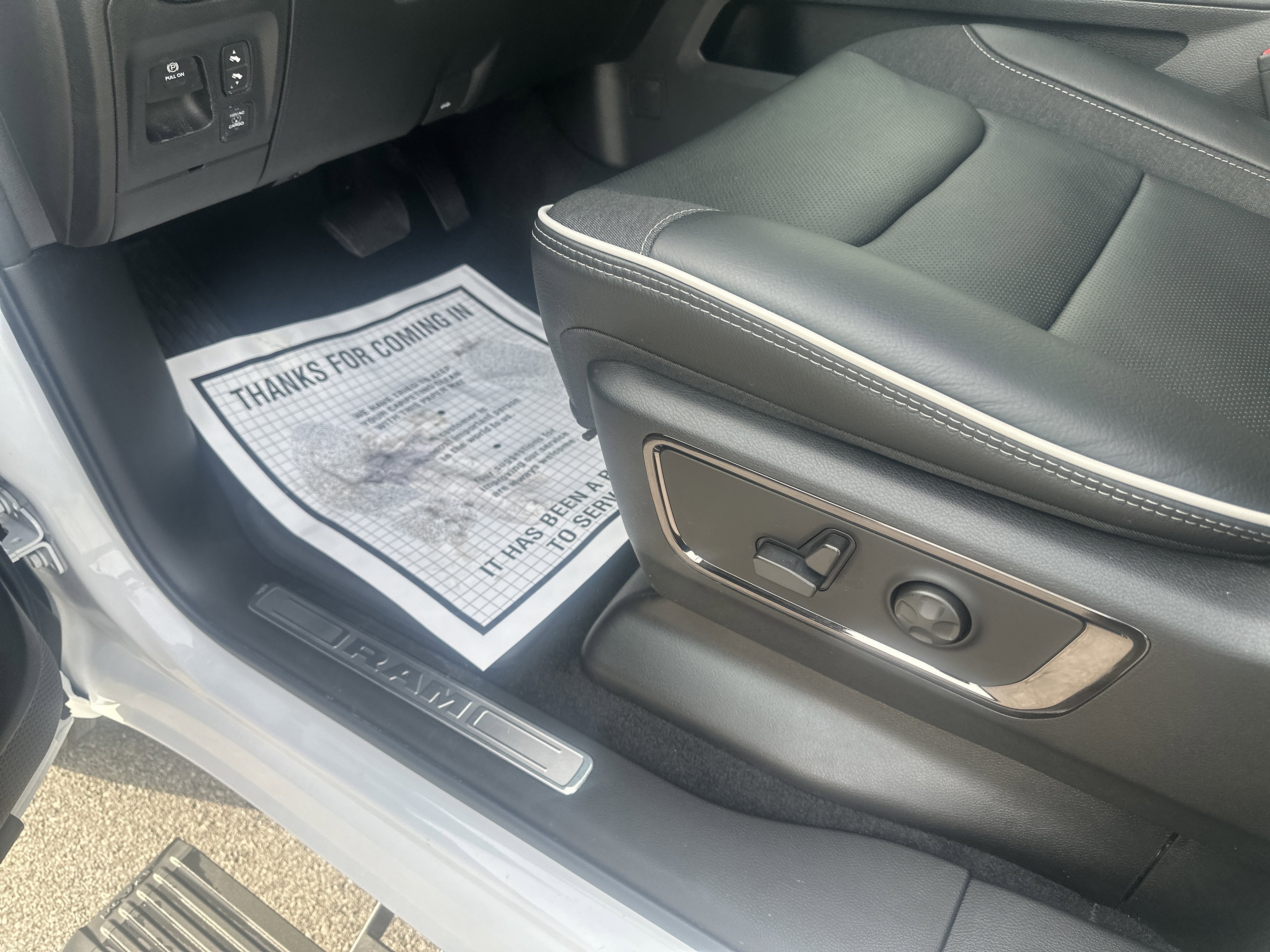 2026 RAM Ram 1500 RAM 1500 LIMITED CREW CAB 4X4 5'7' BOX