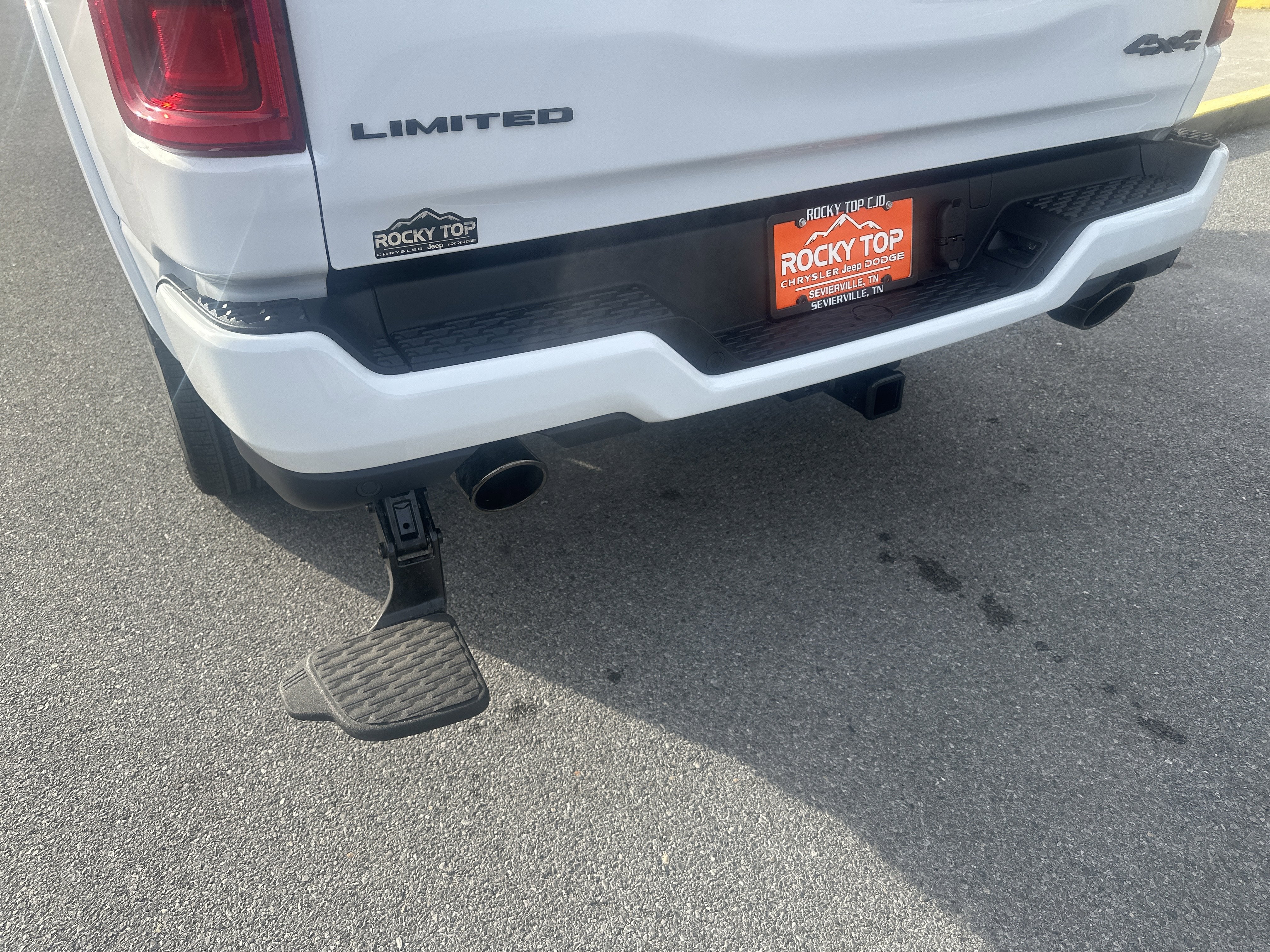 2026 RAM Ram 1500 RAM 1500 LIMITED CREW CAB 4X4 5'7' BOX