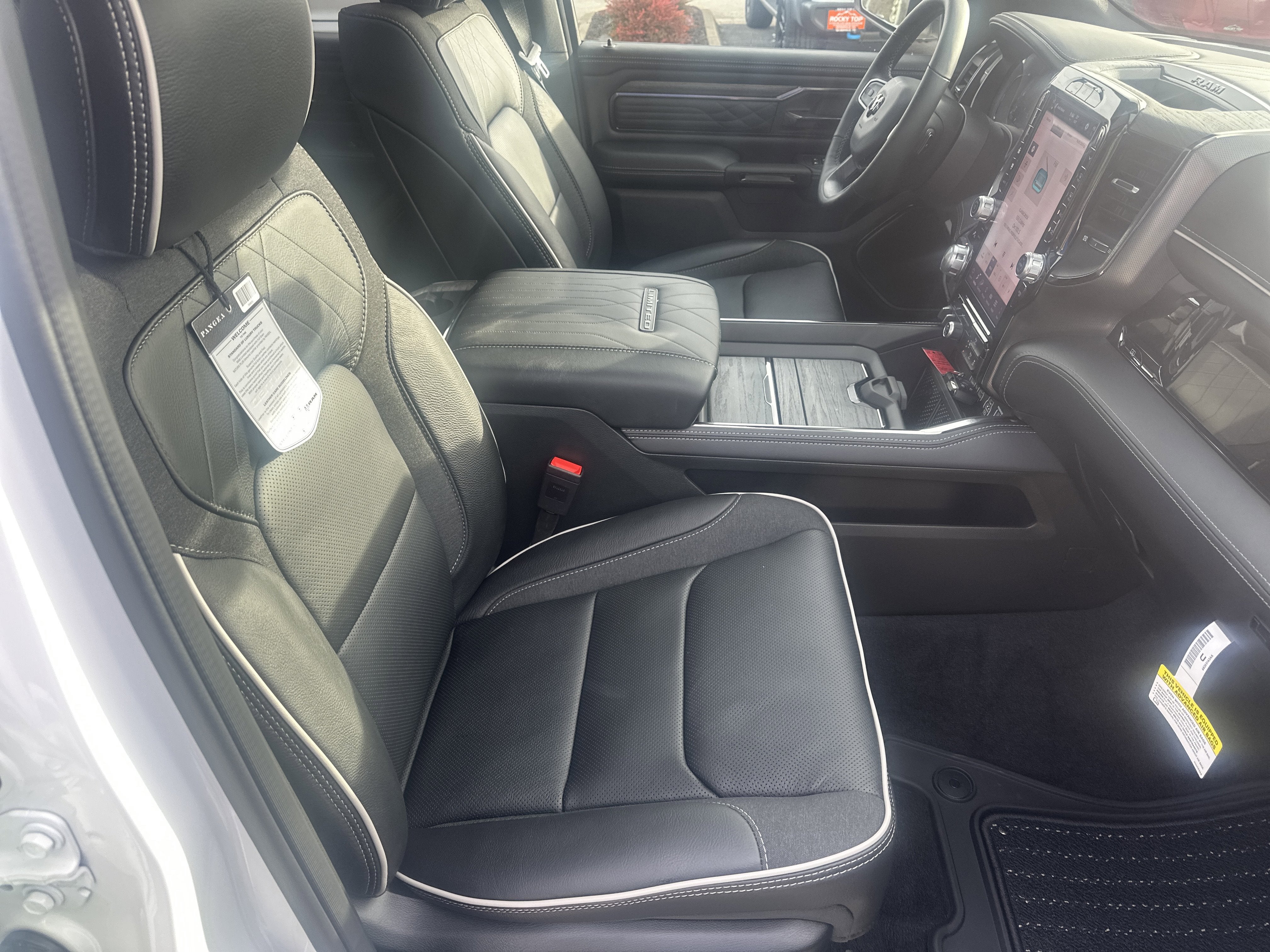 2026 RAM Ram 1500 RAM 1500 LIMITED CREW CAB 4X4 5'7' BOX