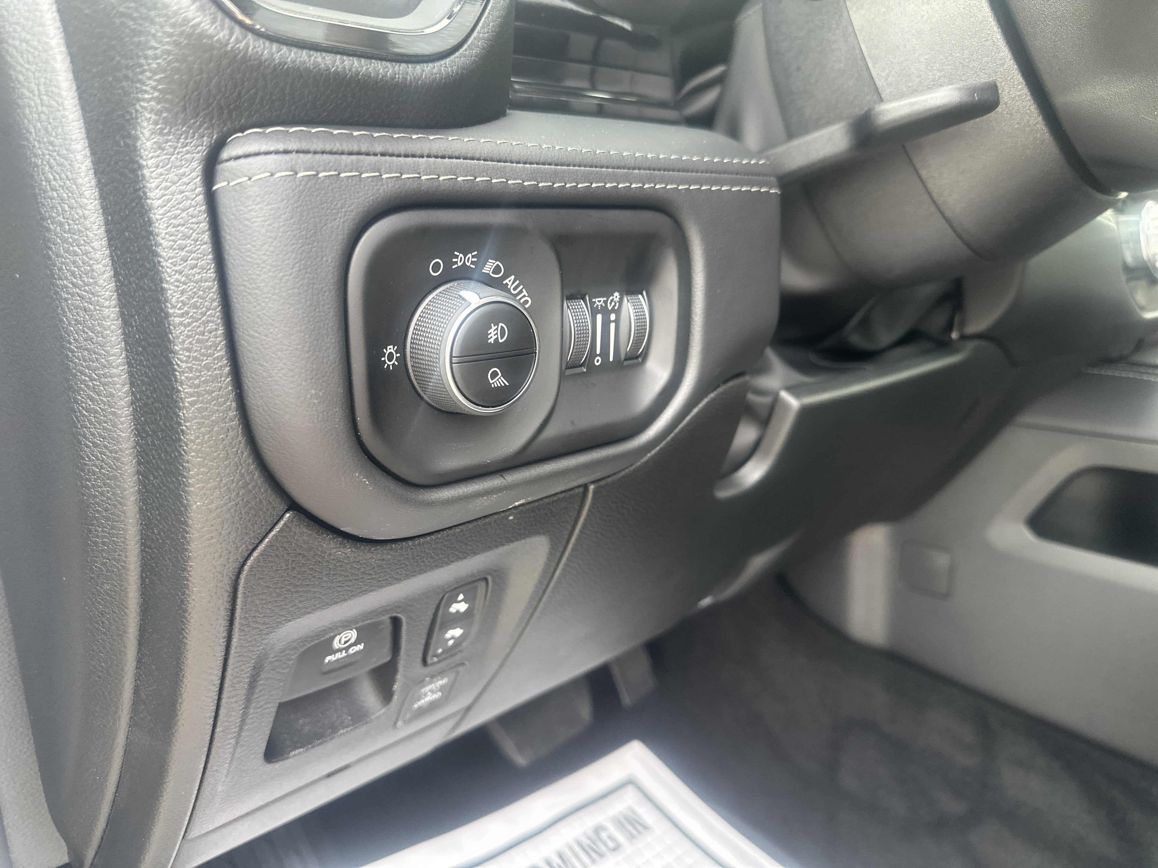 2026 RAM Ram 1500 RAM 1500 LIMITED CREW CAB 4X4 5'7' BOX