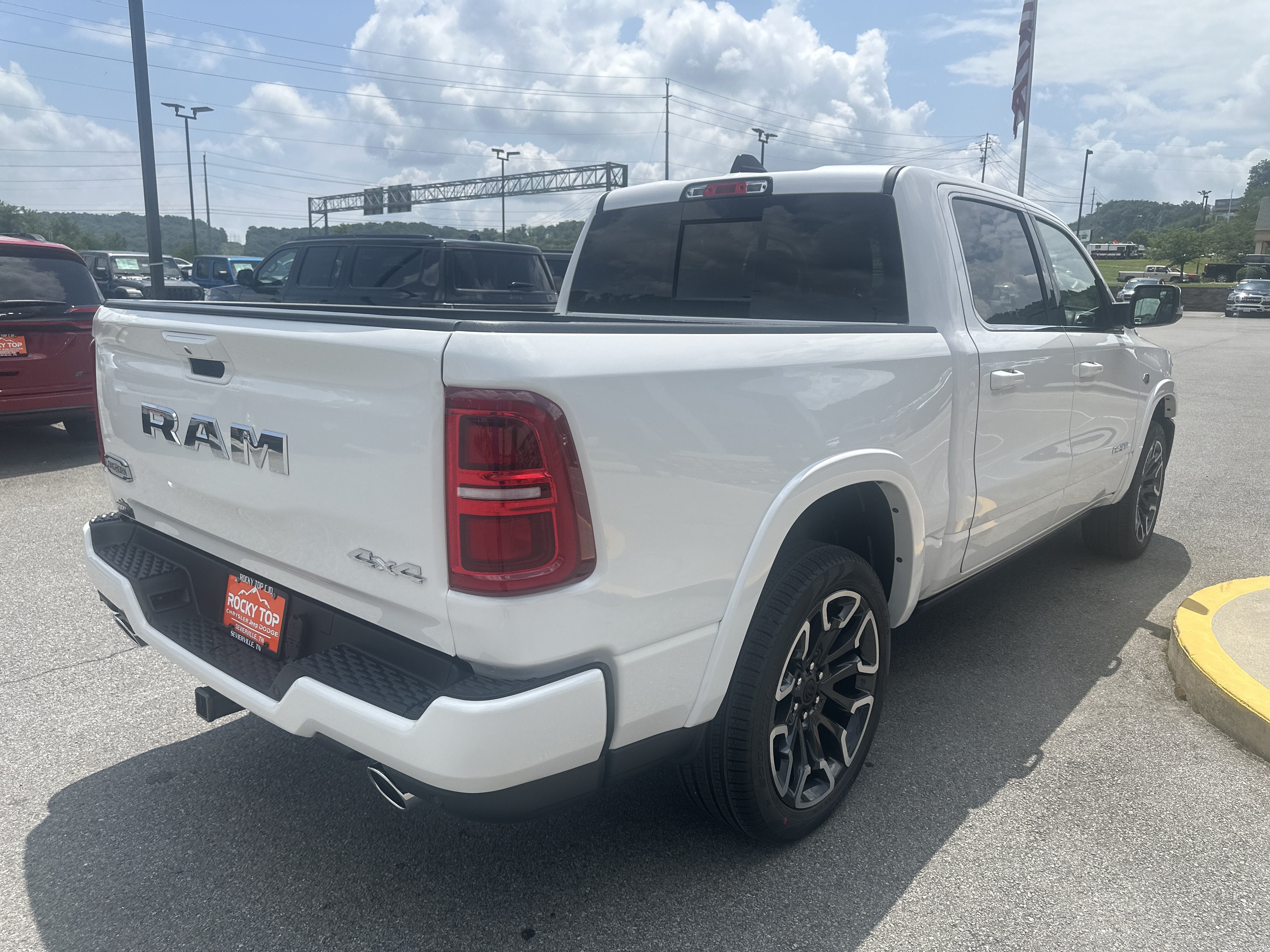 2026 RAM Ram 1500 RAM 1500 LIMITED LONGHORN CREW CAB 4X4 5'7' BOX