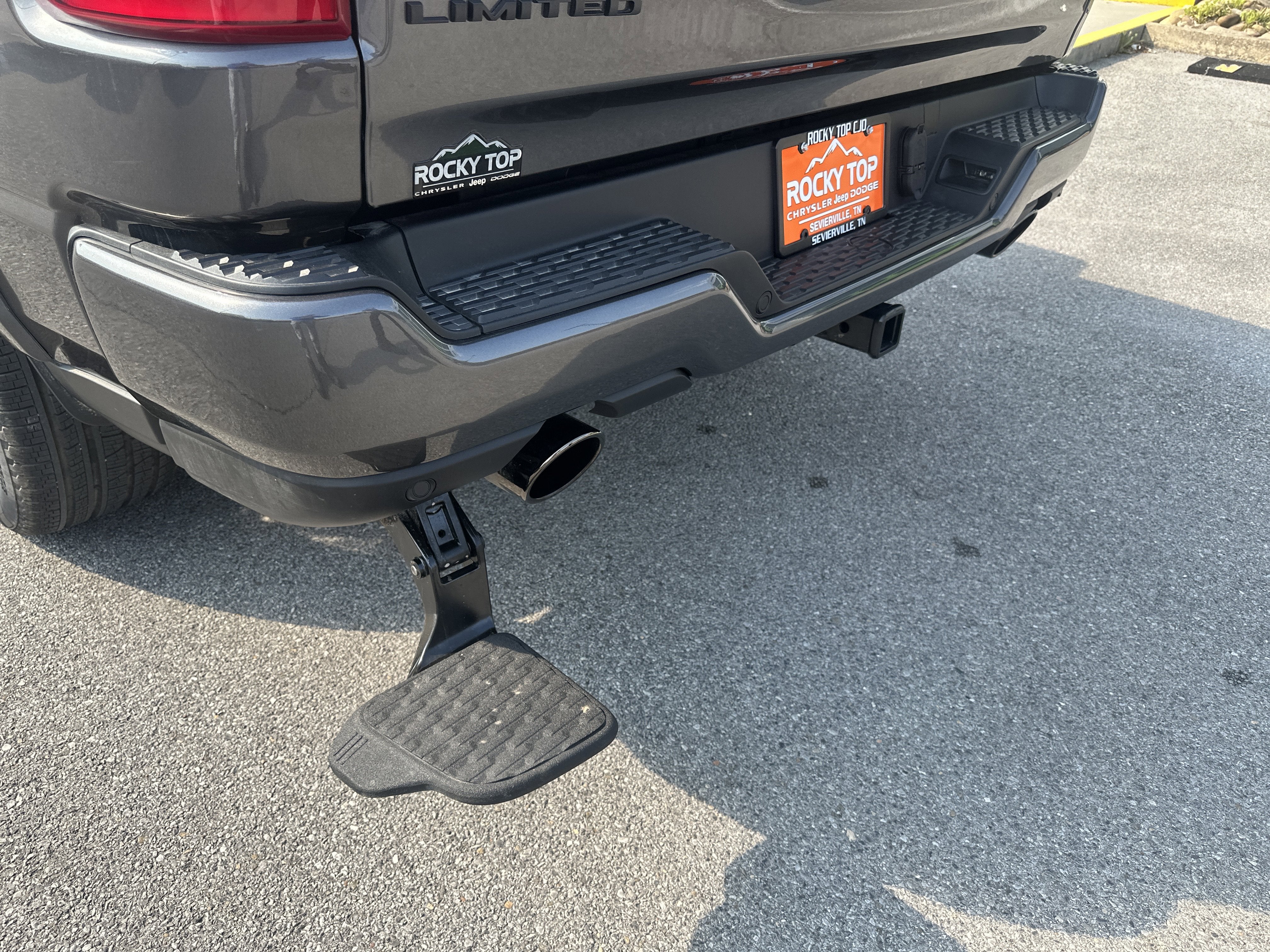 2026 RAM Ram 1500 RAM 1500 LIMITED CREW CAB 4X4 5'7' BOX