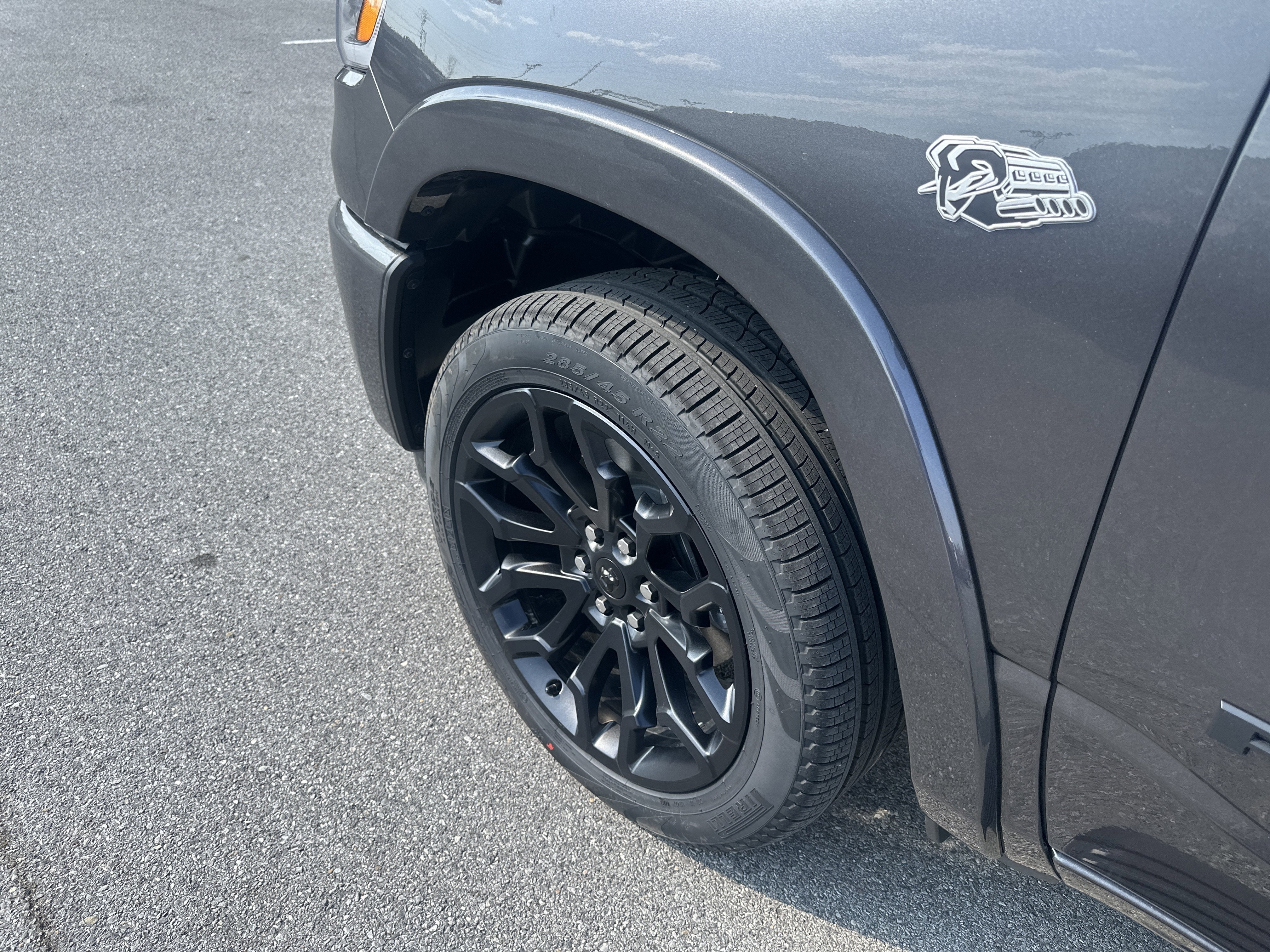 2026 RAM Ram 1500 RAM 1500 LIMITED CREW CAB 4X4 5'7' BOX