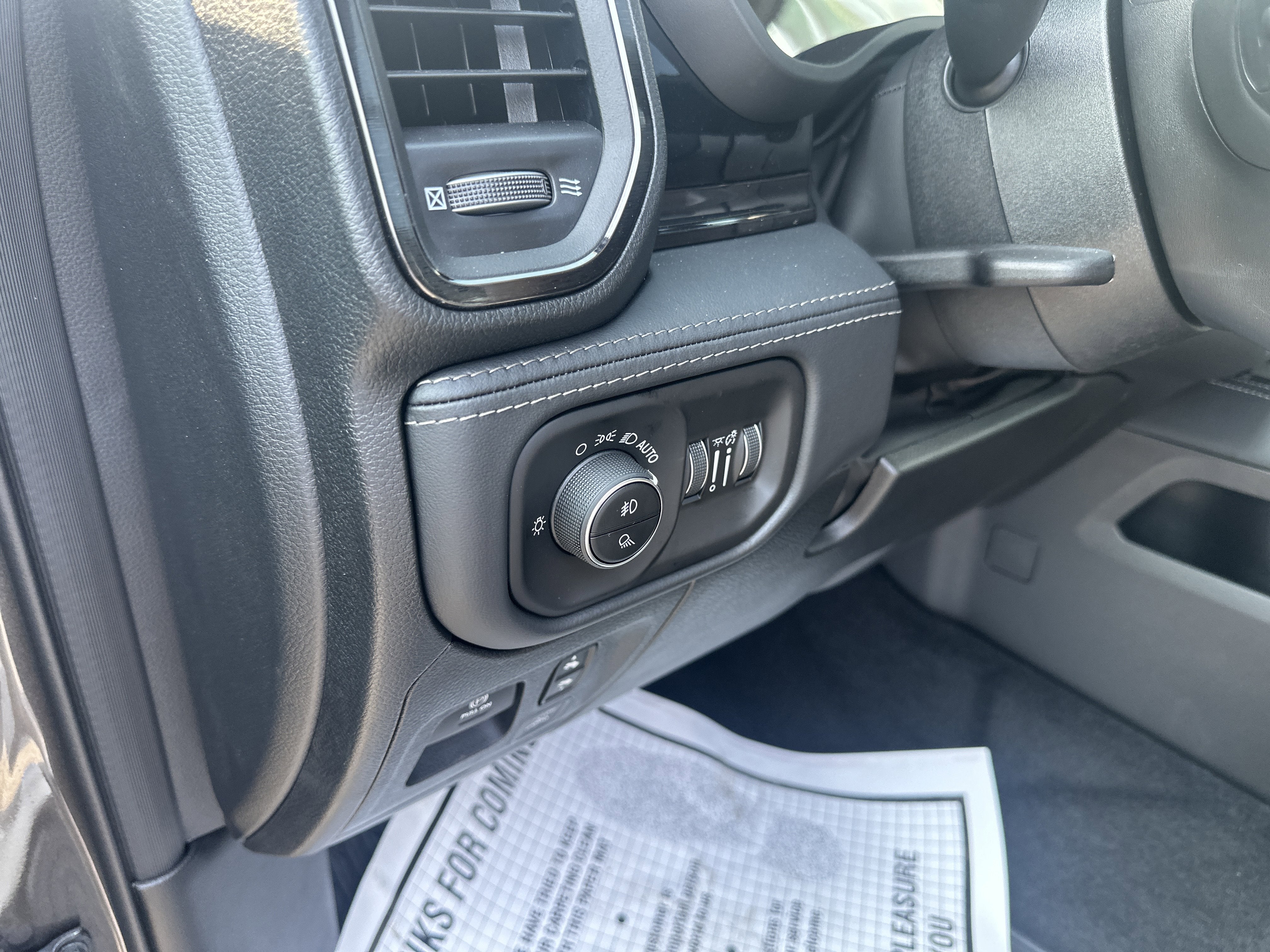 2026 RAM Ram 1500 RAM 1500 LIMITED CREW CAB 4X4 5'7' BOX