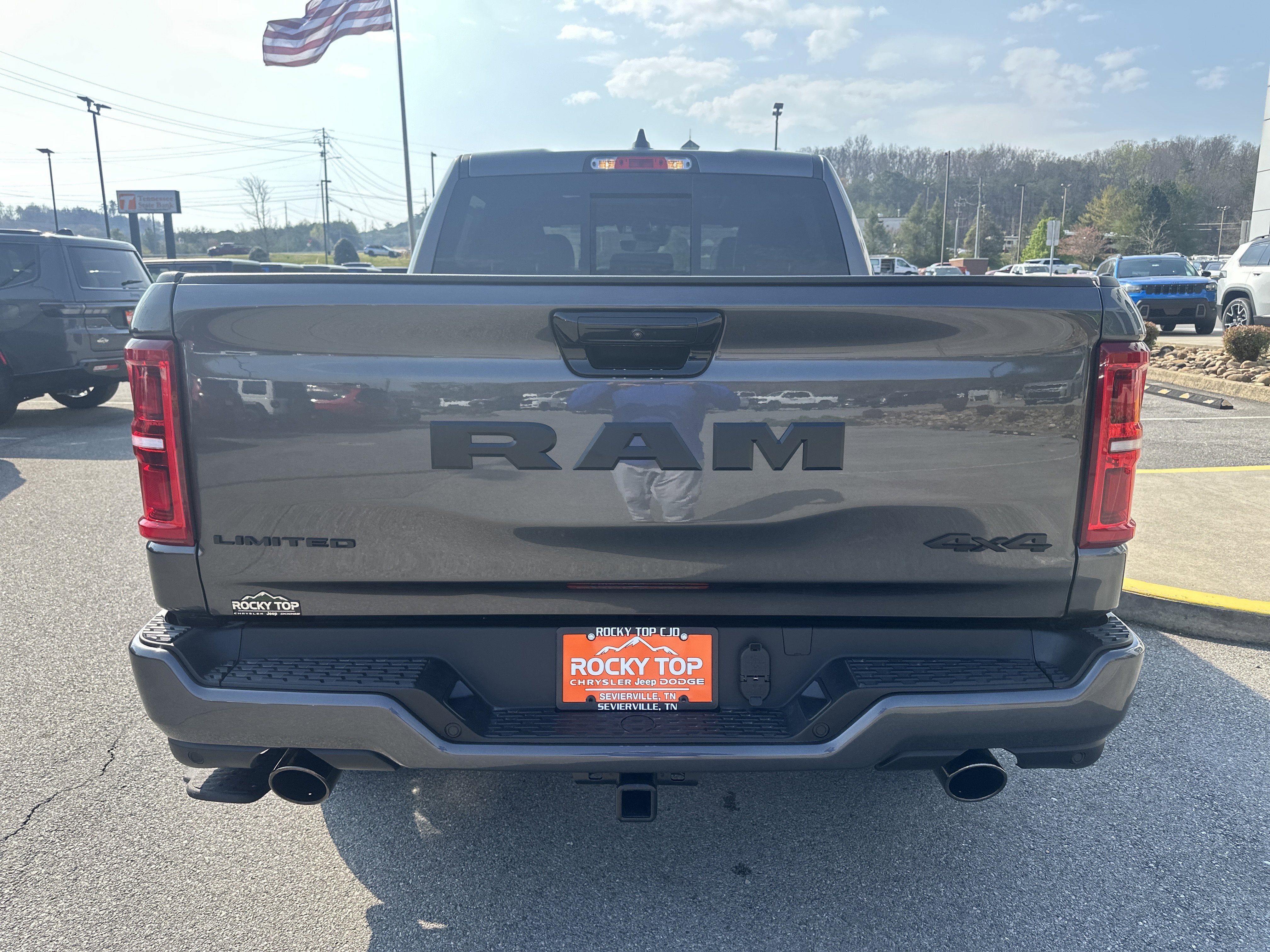 2026 RAM Ram 1500 RAM 1500 LIMITED CREW CAB 4X4 5'7' BOX