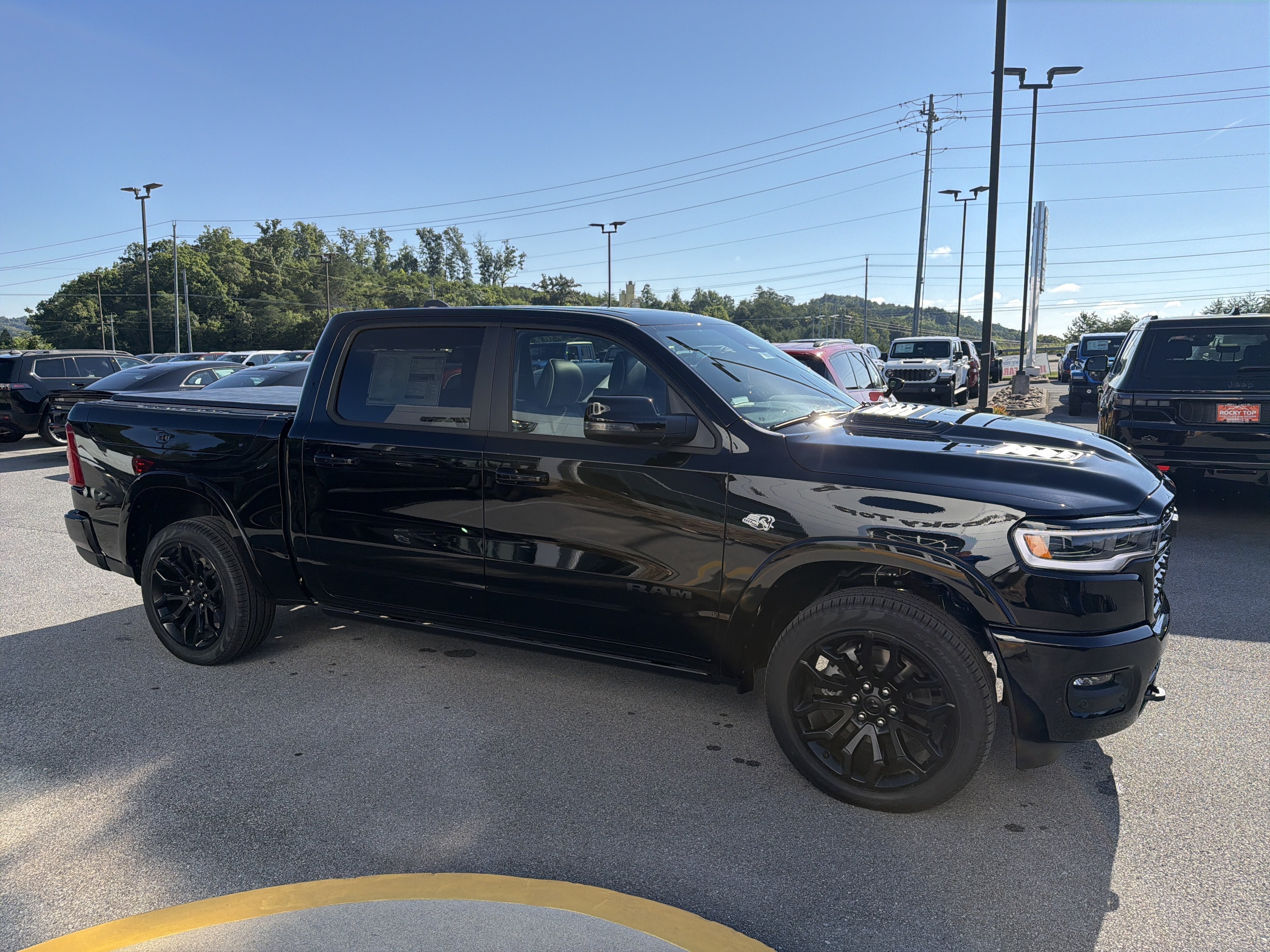 2026 RAM Ram 1500 RAM 1500 LIMITED CREW CAB 4X4 5'7' BOX