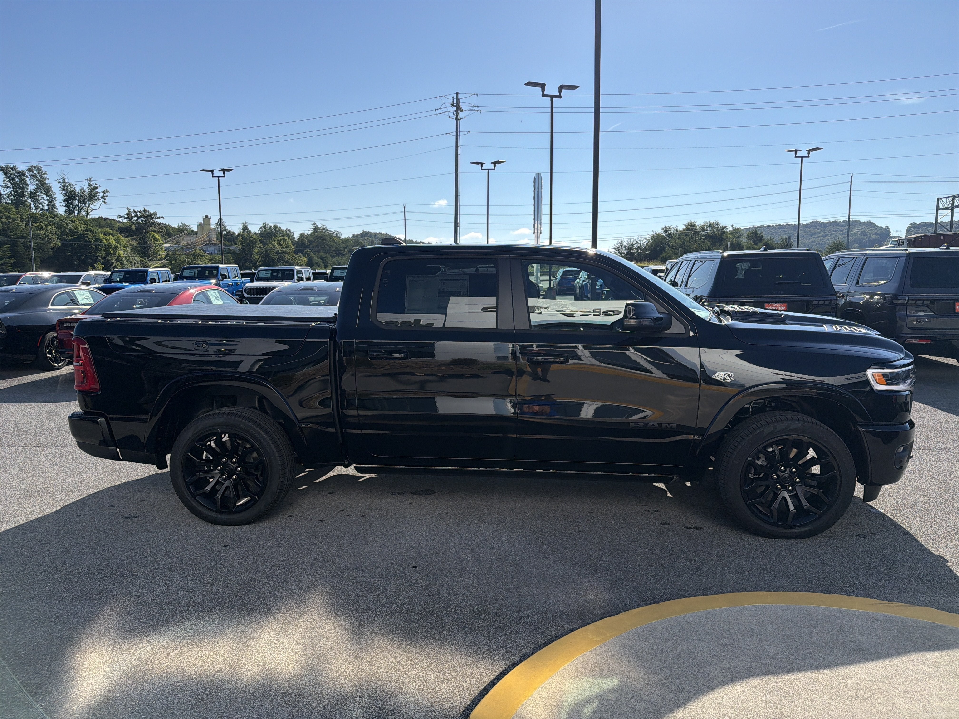 2026 RAM Ram 1500 RAM 1500 LIMITED CREW CAB 4X4 5'7' BOX