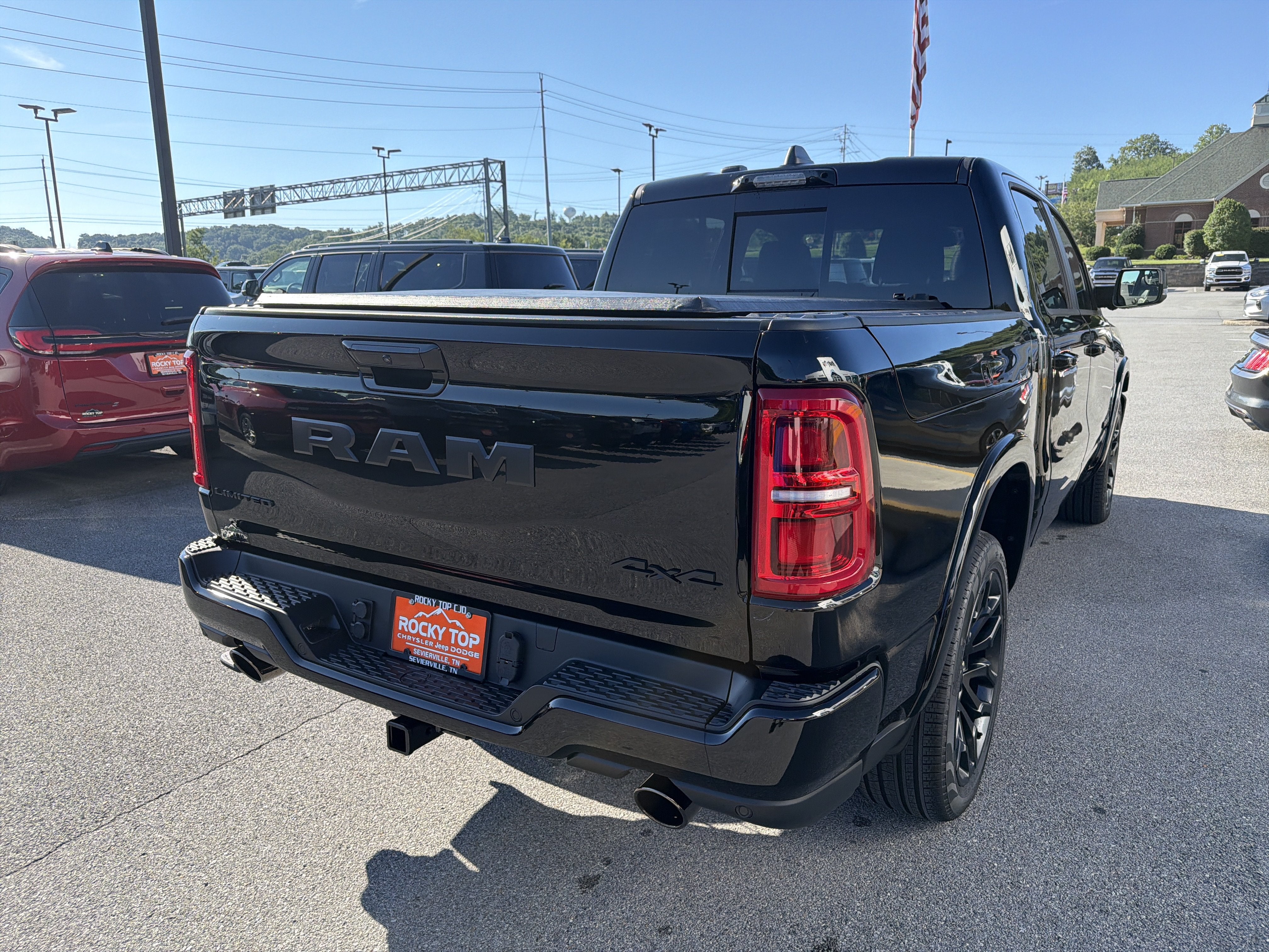 2026 RAM Ram 1500 RAM 1500 LIMITED CREW CAB 4X4 5'7' BOX