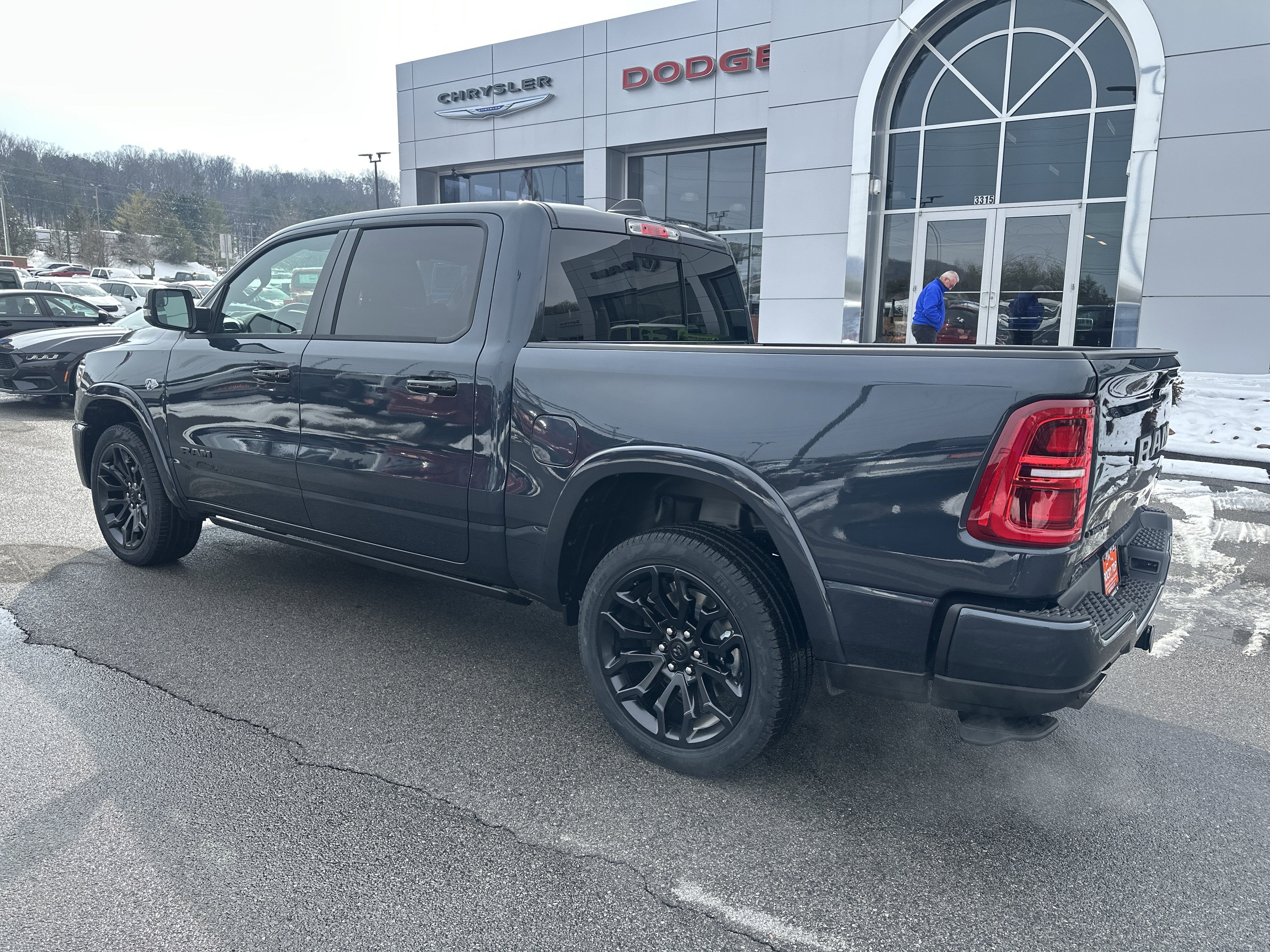 2026 RAM Ram 1500 RAM 1500 LIMITED CREW CAB 4X4 5'7' BOX