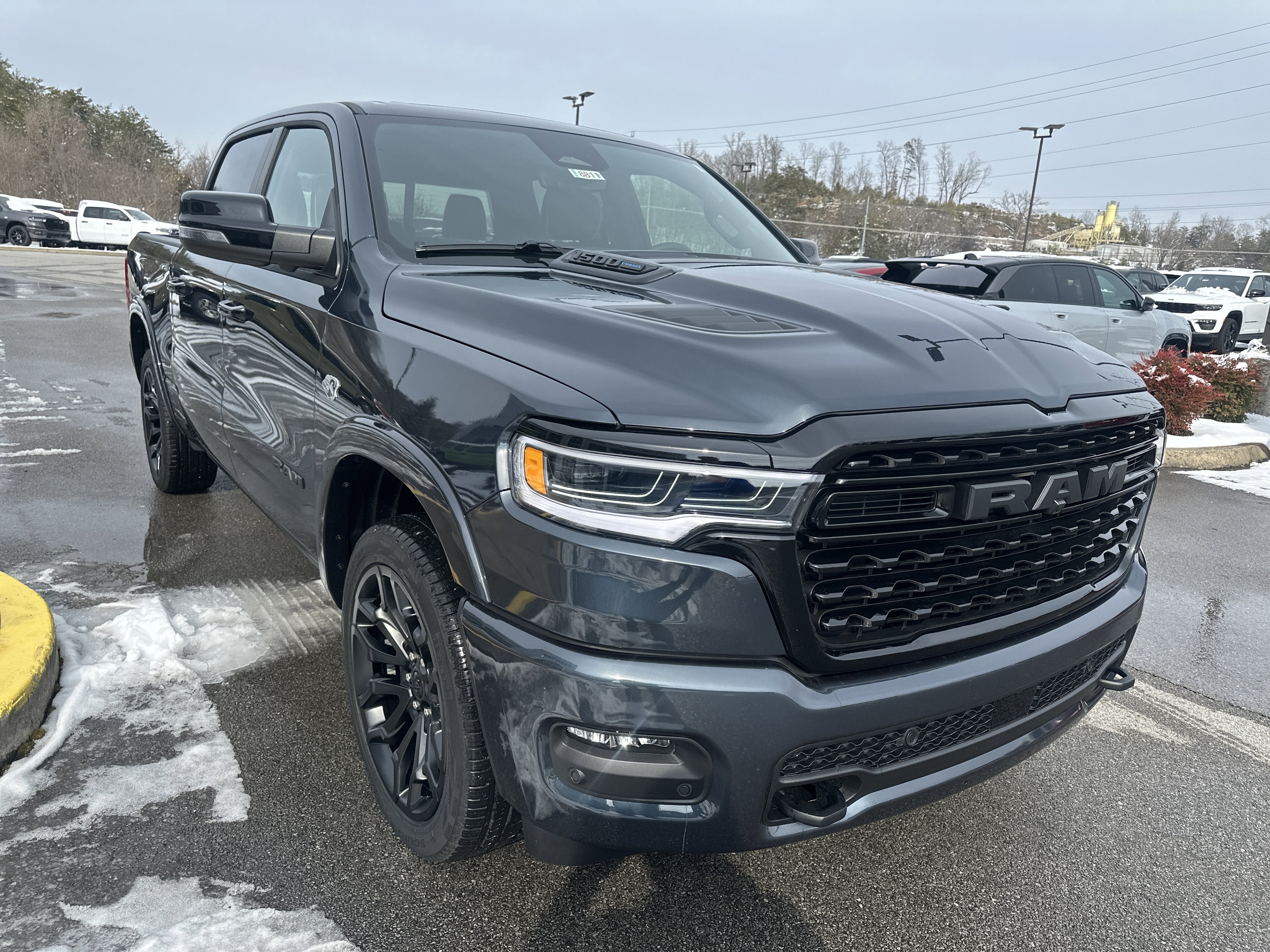 2026 RAM Ram 1500 RAM 1500 LIMITED CREW CAB 4X4 5'7' BOX