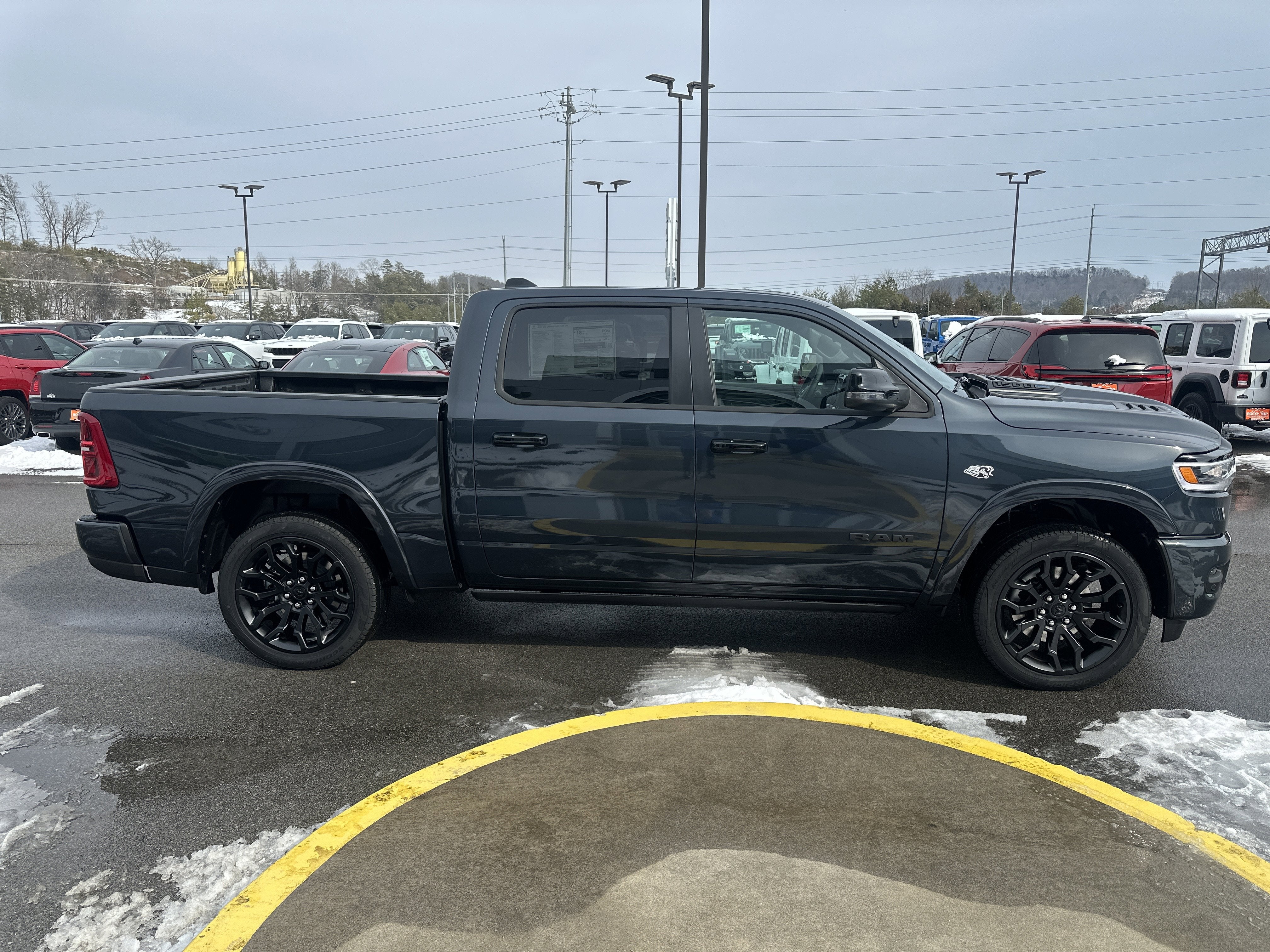 2026 RAM Ram 1500 RAM 1500 LIMITED CREW CAB 4X4 5'7' BOX