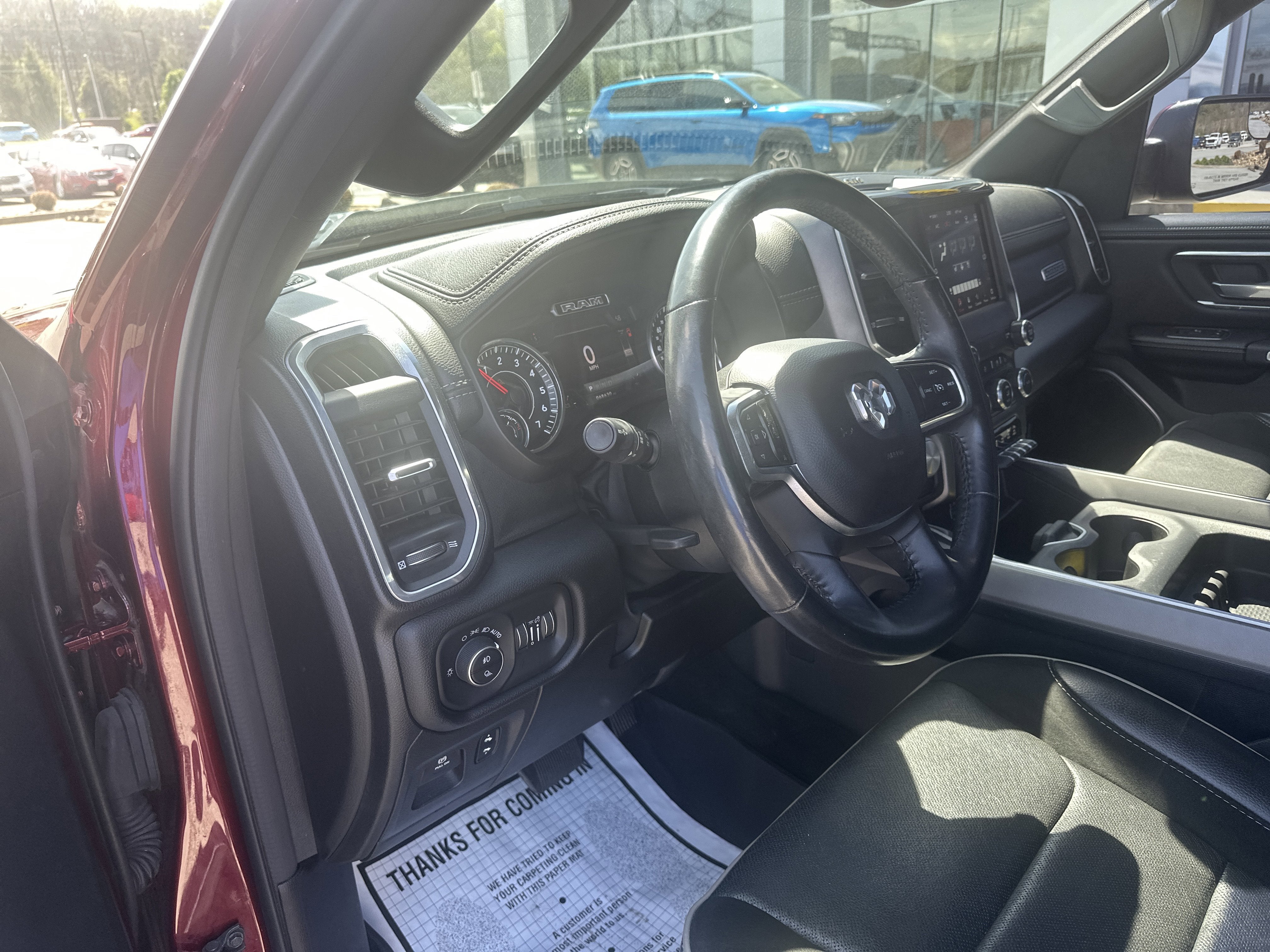 2020 RAM 1500 Laramie Crew Cab 4x4 5'7' Box