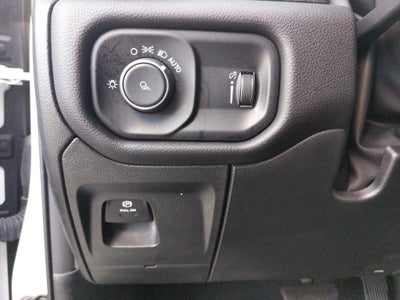 2024 RAM 1500 Laramie Crew Cab 4x4 5'7' Box