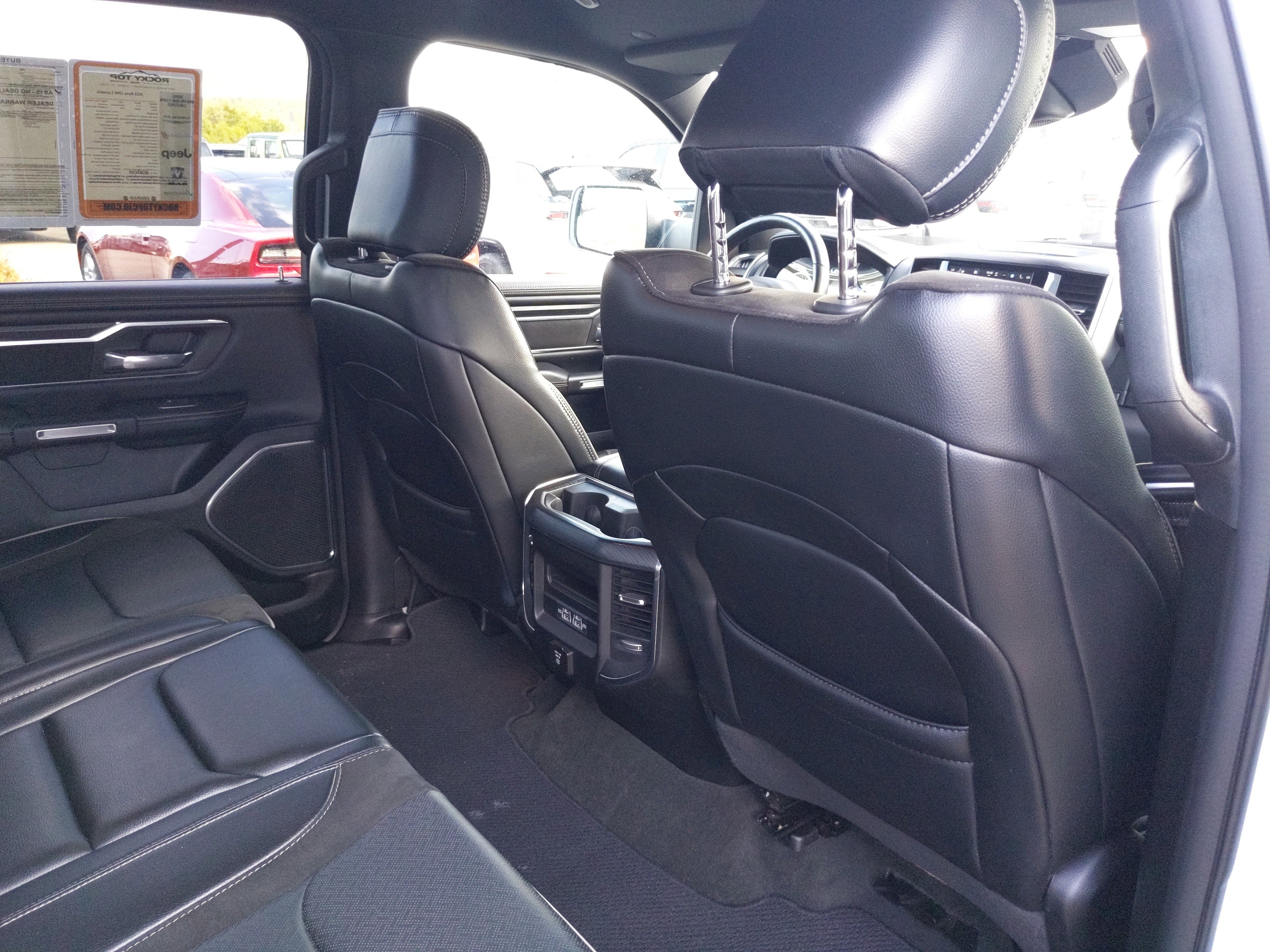 2024 RAM 1500 Laramie Crew Cab 4x4 5'7' Box