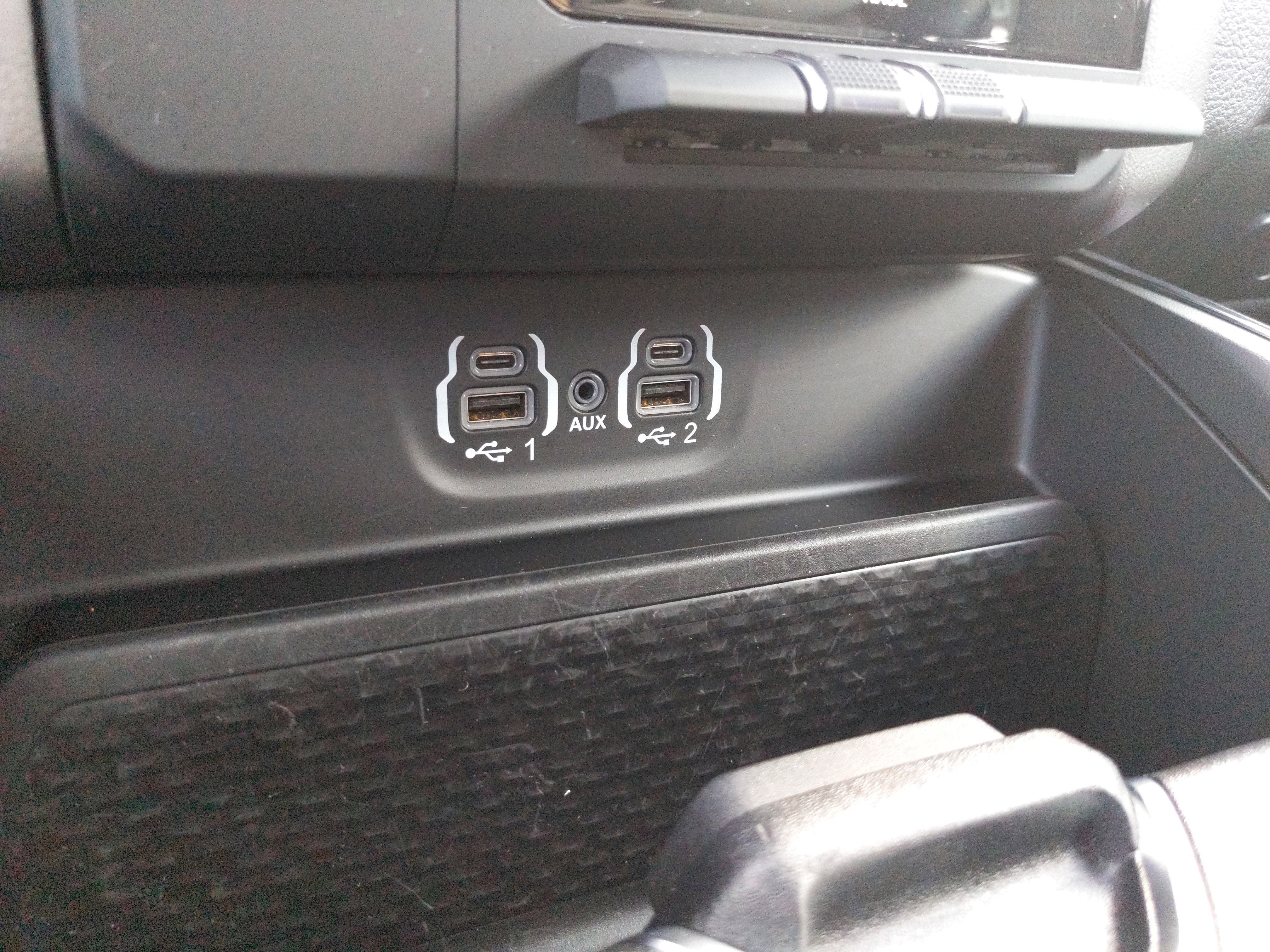 2024 RAM 1500 Laramie Crew Cab 4x4 5'7' Box