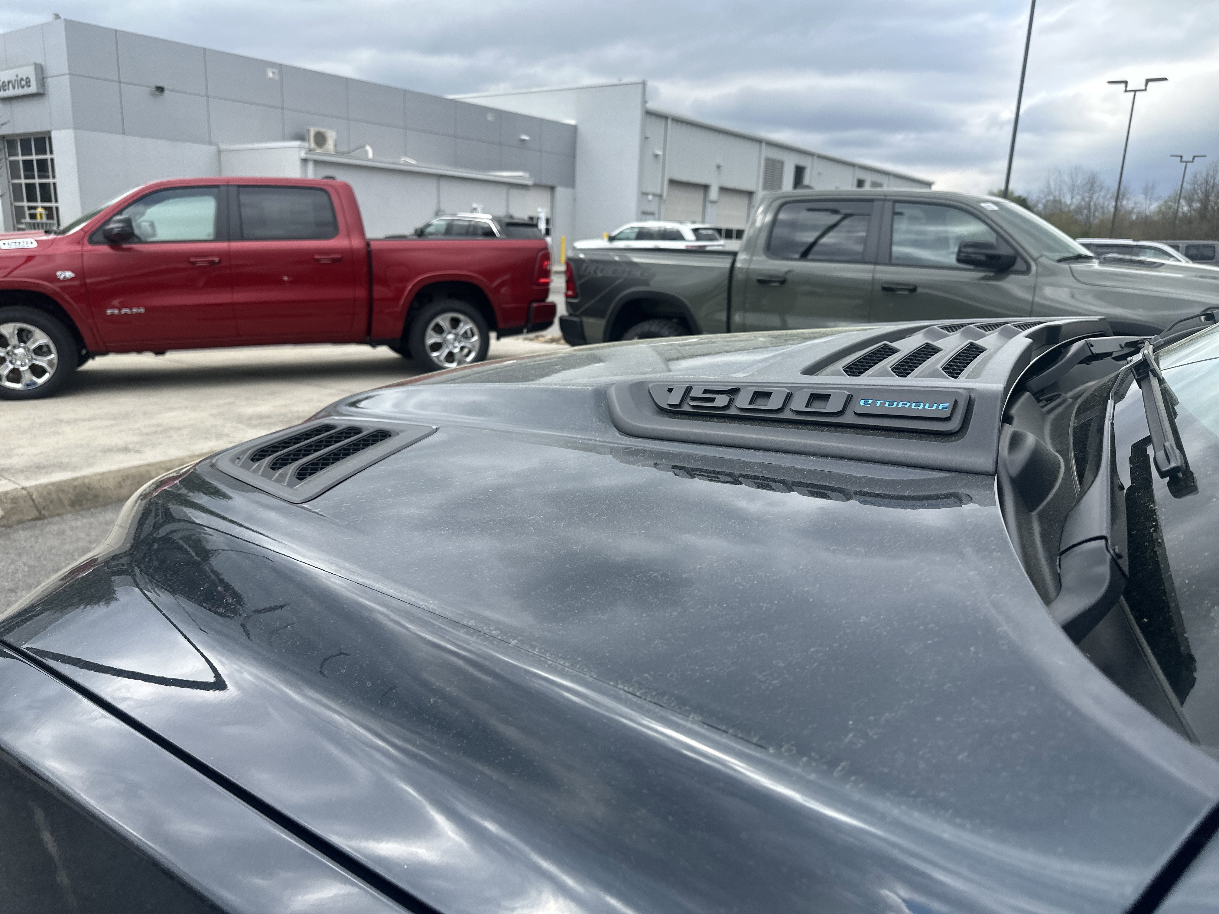 2026 RAM Ram 1500 RAM 1500 LARAMIE CREW CAB 4X4 5'7' BOX