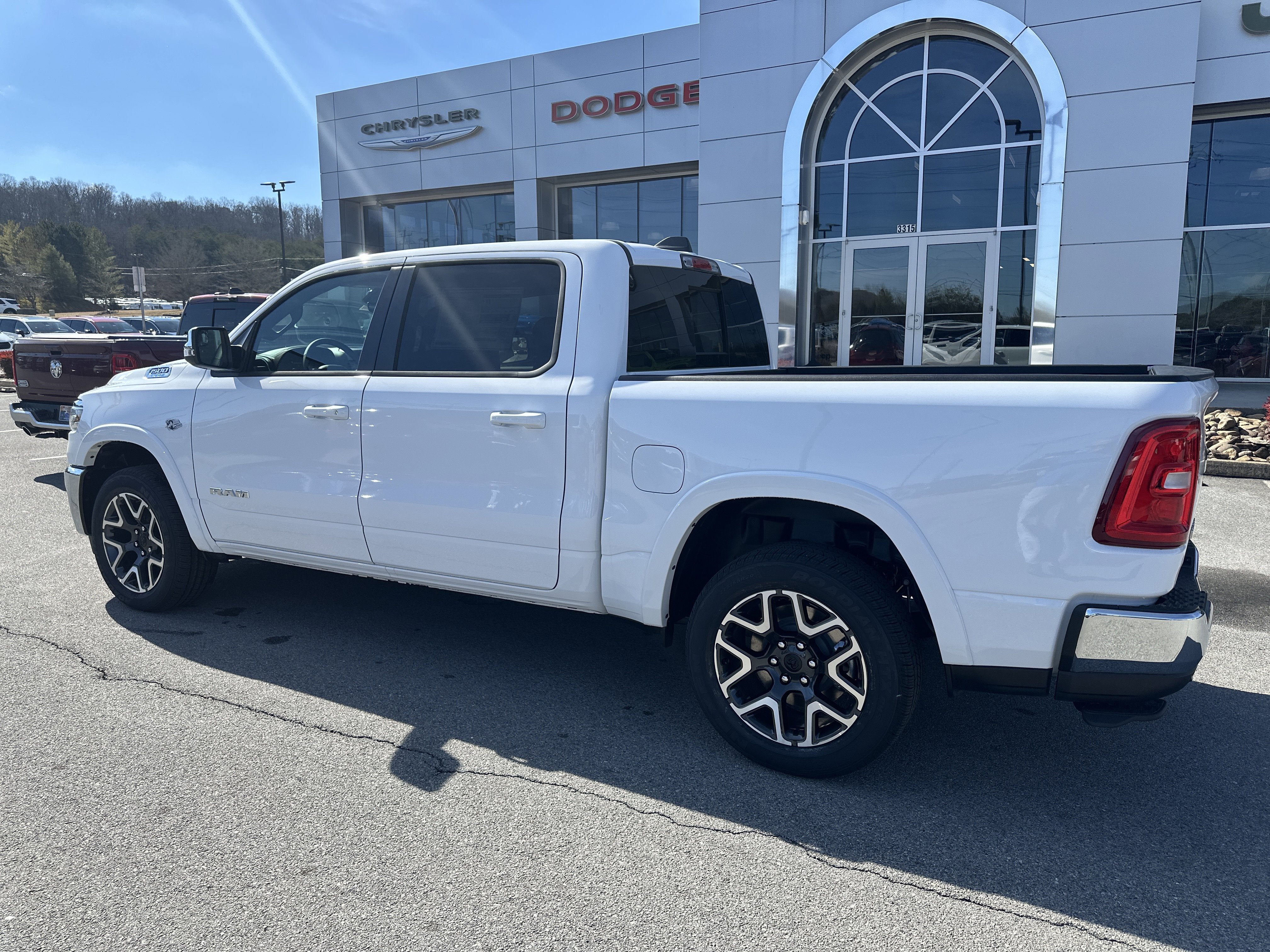 2026 RAM Ram 1500 RAM 1500 LARAMIE CREW CAB 4X4 5'7' BOX