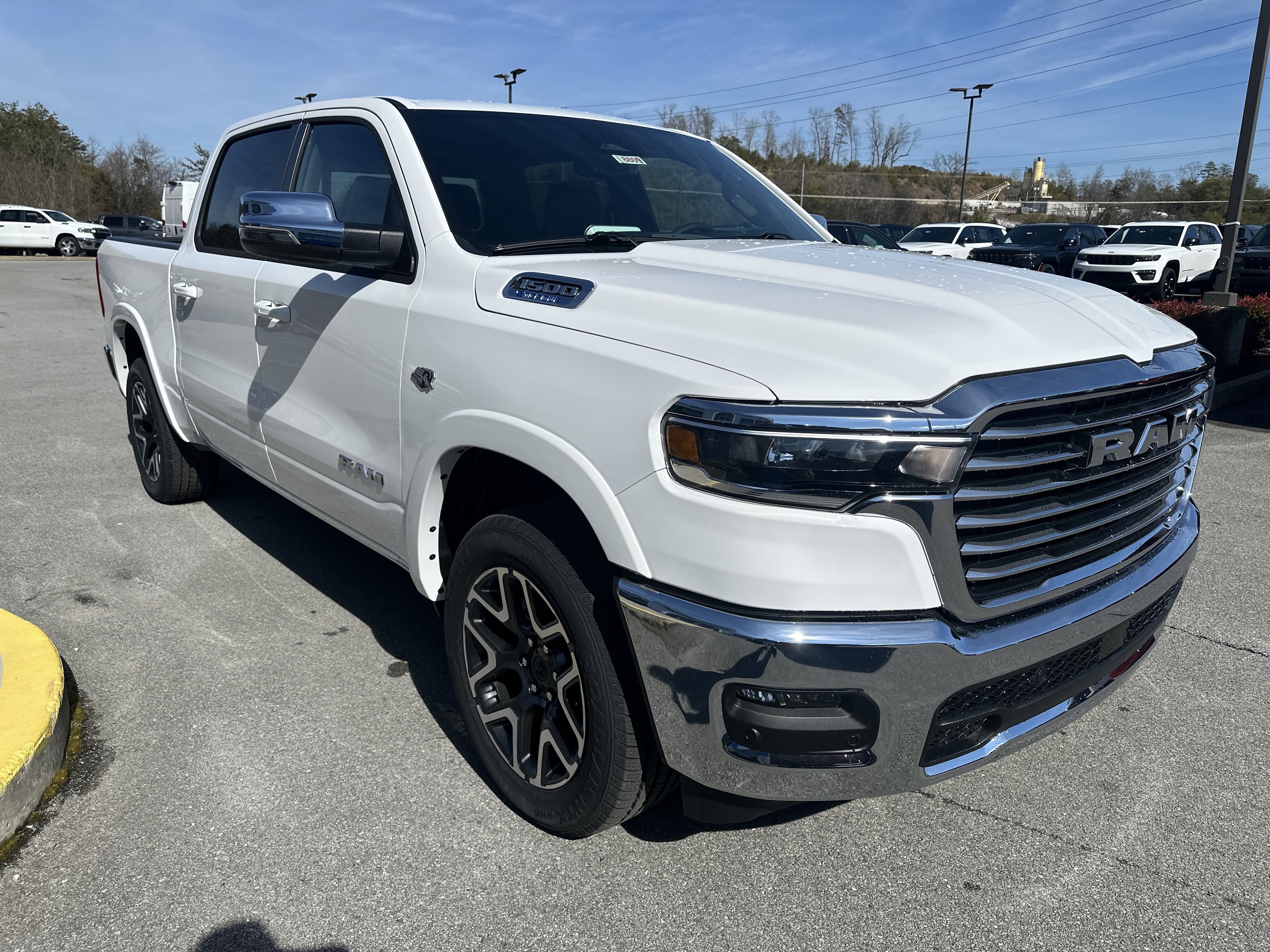 2026 RAM Ram 1500 RAM 1500 LARAMIE CREW CAB 4X4 5'7' BOX