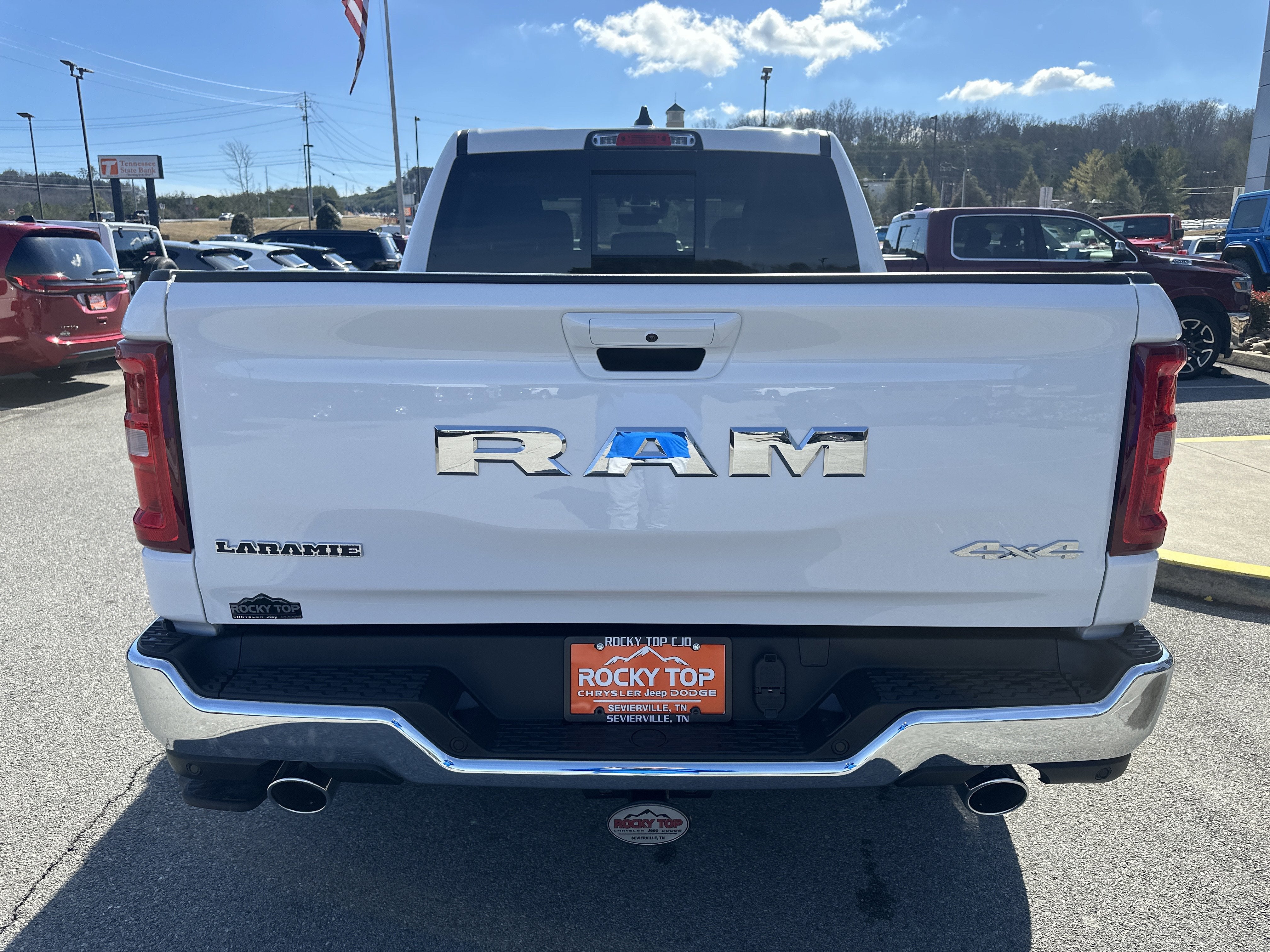 2026 RAM Ram 1500 RAM 1500 LARAMIE CREW CAB 4X4 5'7' BOX