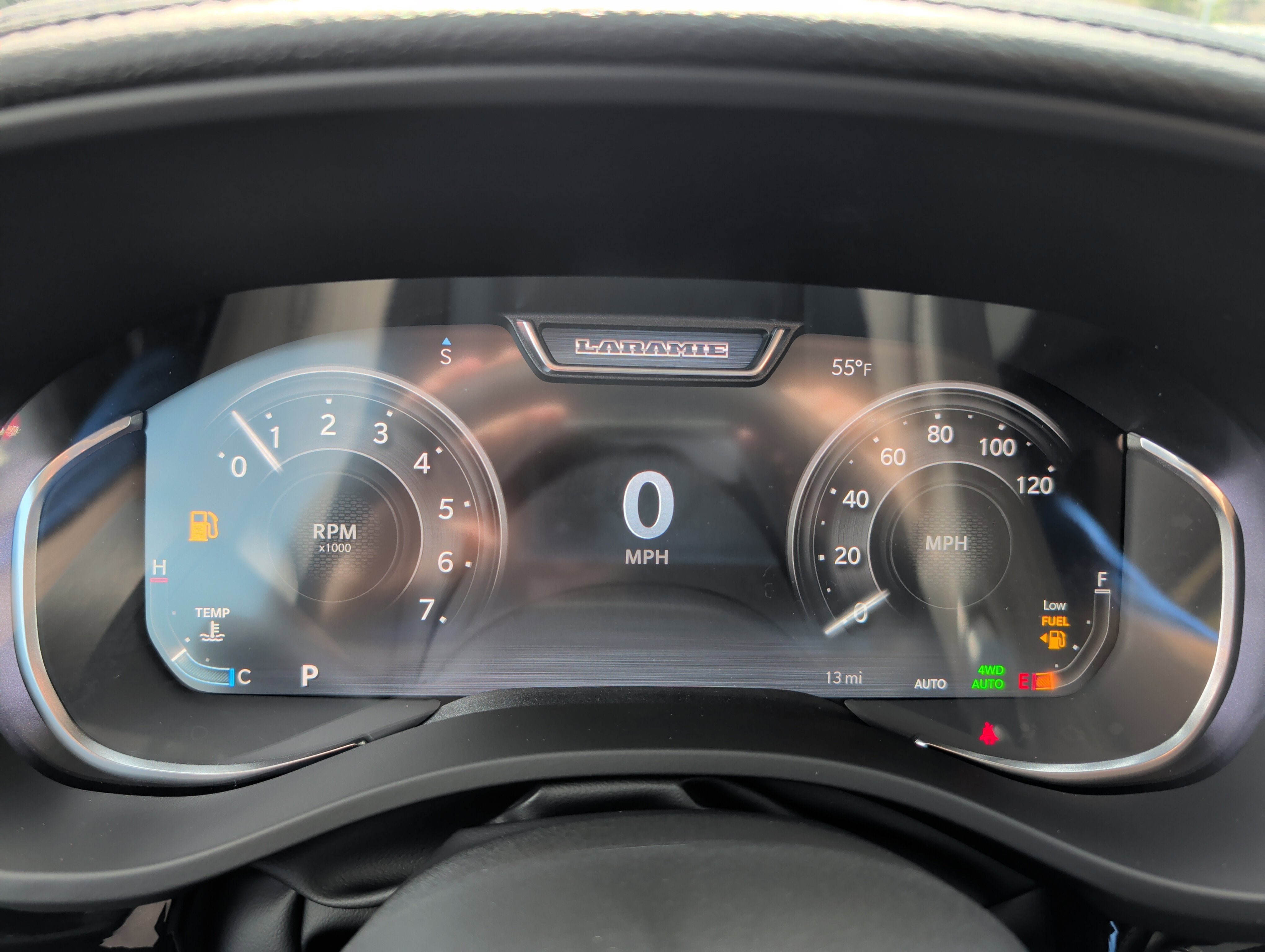 2026 RAM Ram 1500 RAM 1500 LARAMIE CREW CAB 4X4 5'7' BOX