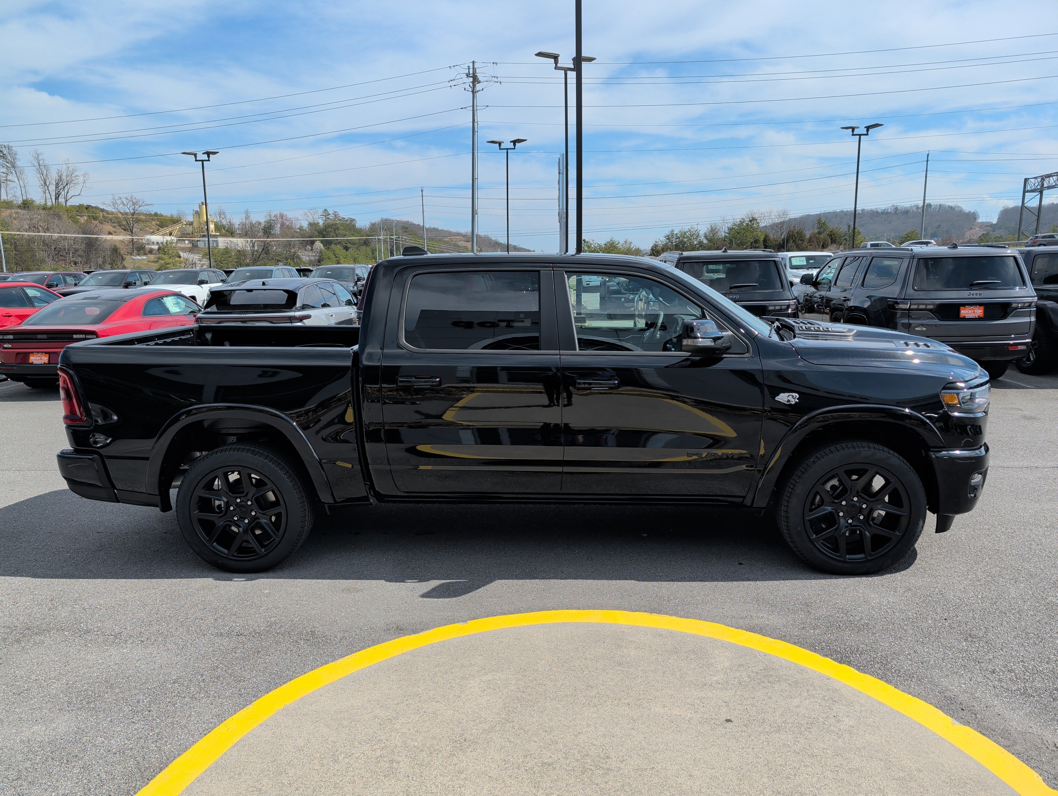 2026 RAM Ram 1500 RAM 1500 LARAMIE CREW CAB 4X4 5'7' BOX