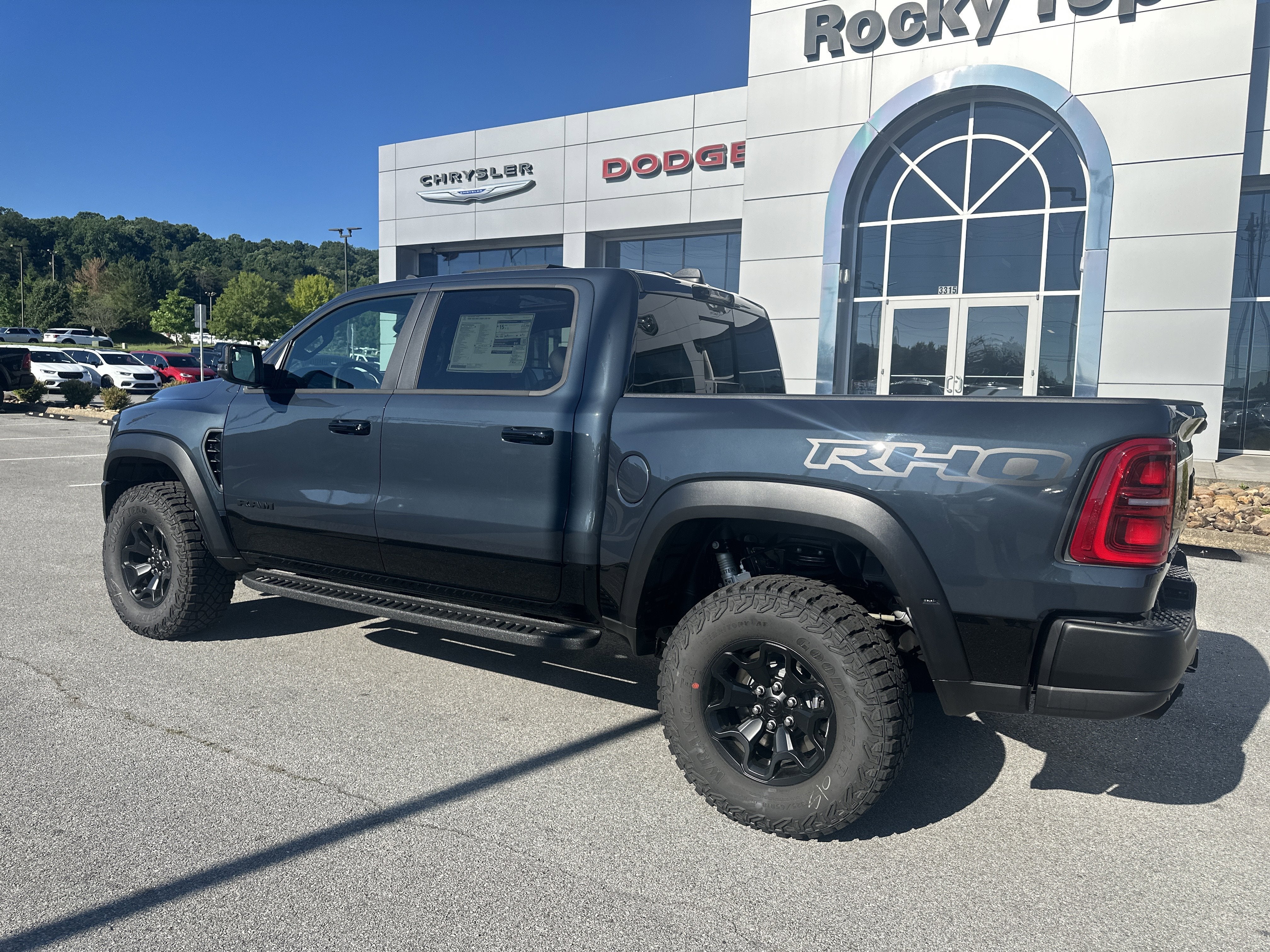 2026 RAM Ram 1500 RAM 1500 RHO CREW CAB 4X4 5'7' BOX
