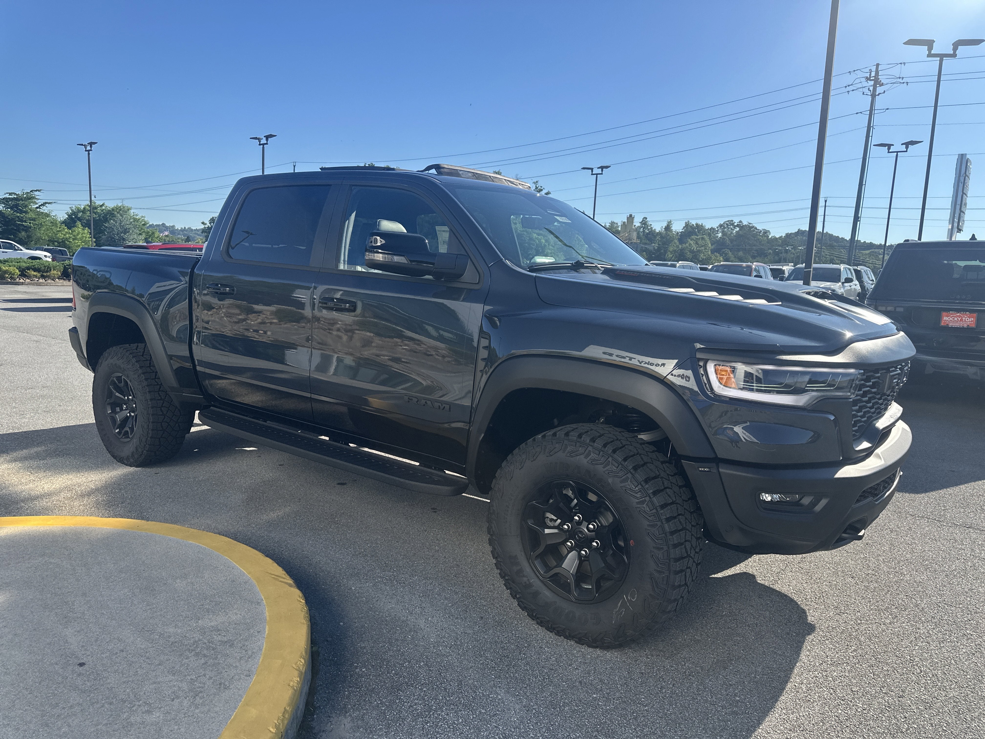 2026 RAM Ram 1500 RAM 1500 RHO CREW CAB 4X4 5'7' BOX