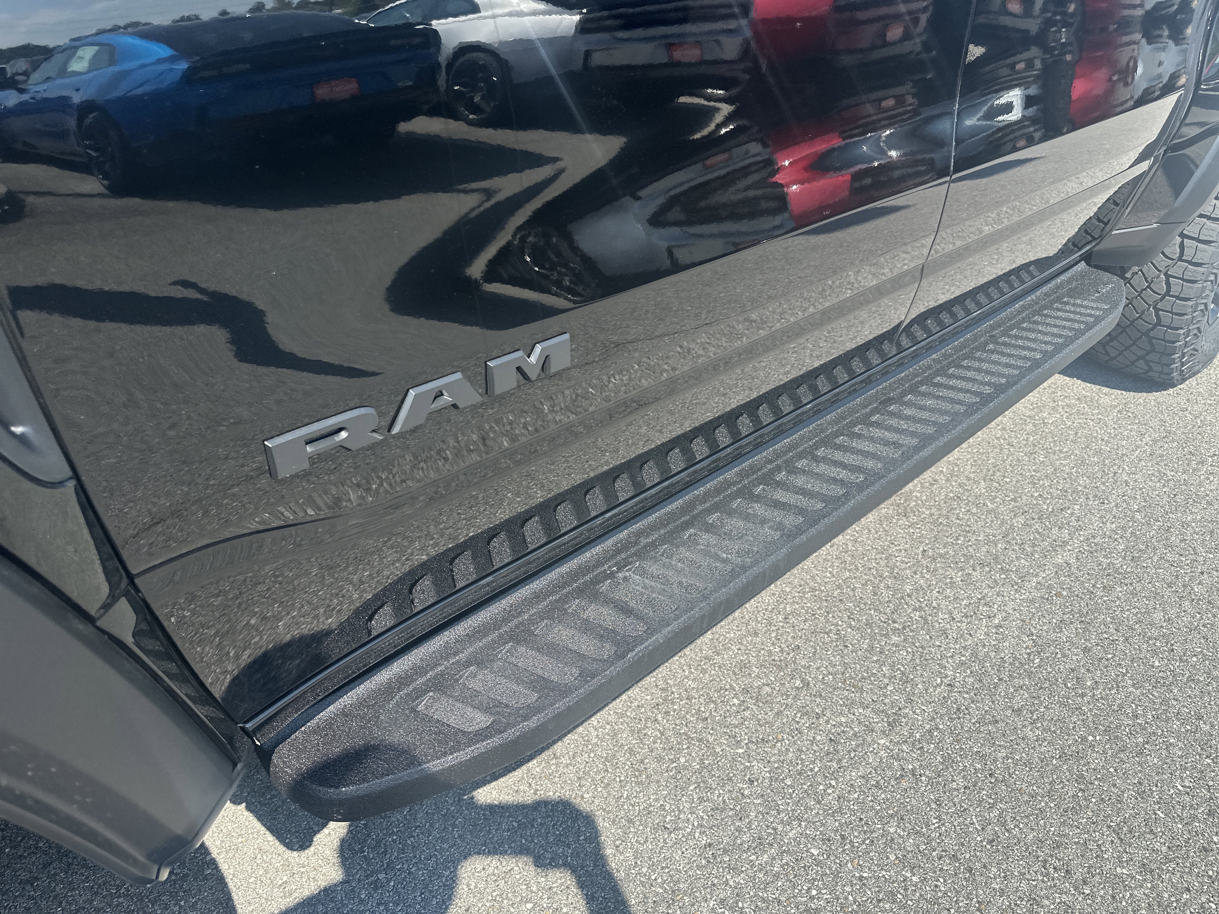 2026 RAM Ram 1500 RAM 1500 RHO CREW CAB 4X4 5'7' BOX