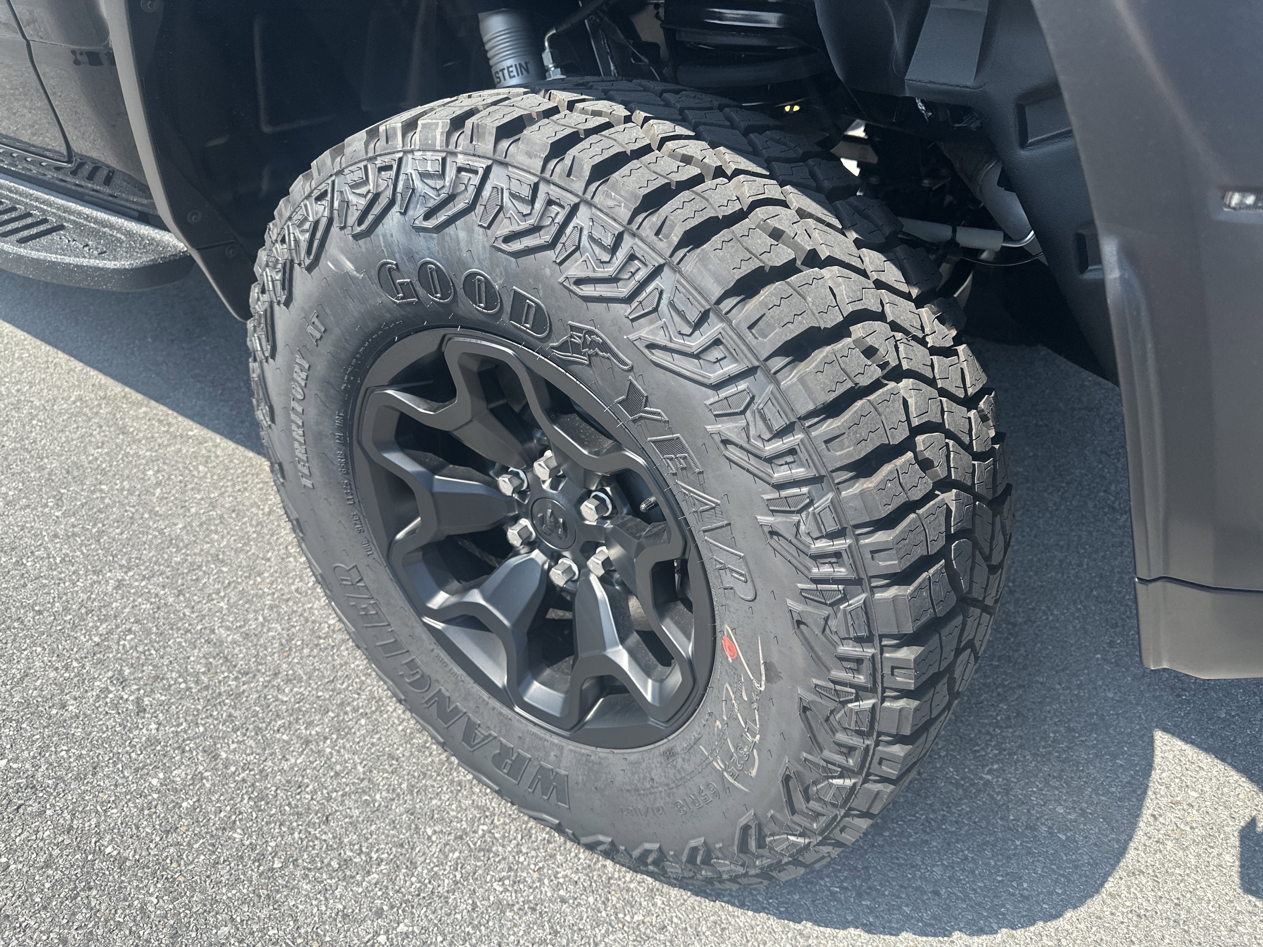 2026 RAM Ram 1500 RAM 1500 RHO CREW CAB 4X4 5'7' BOX