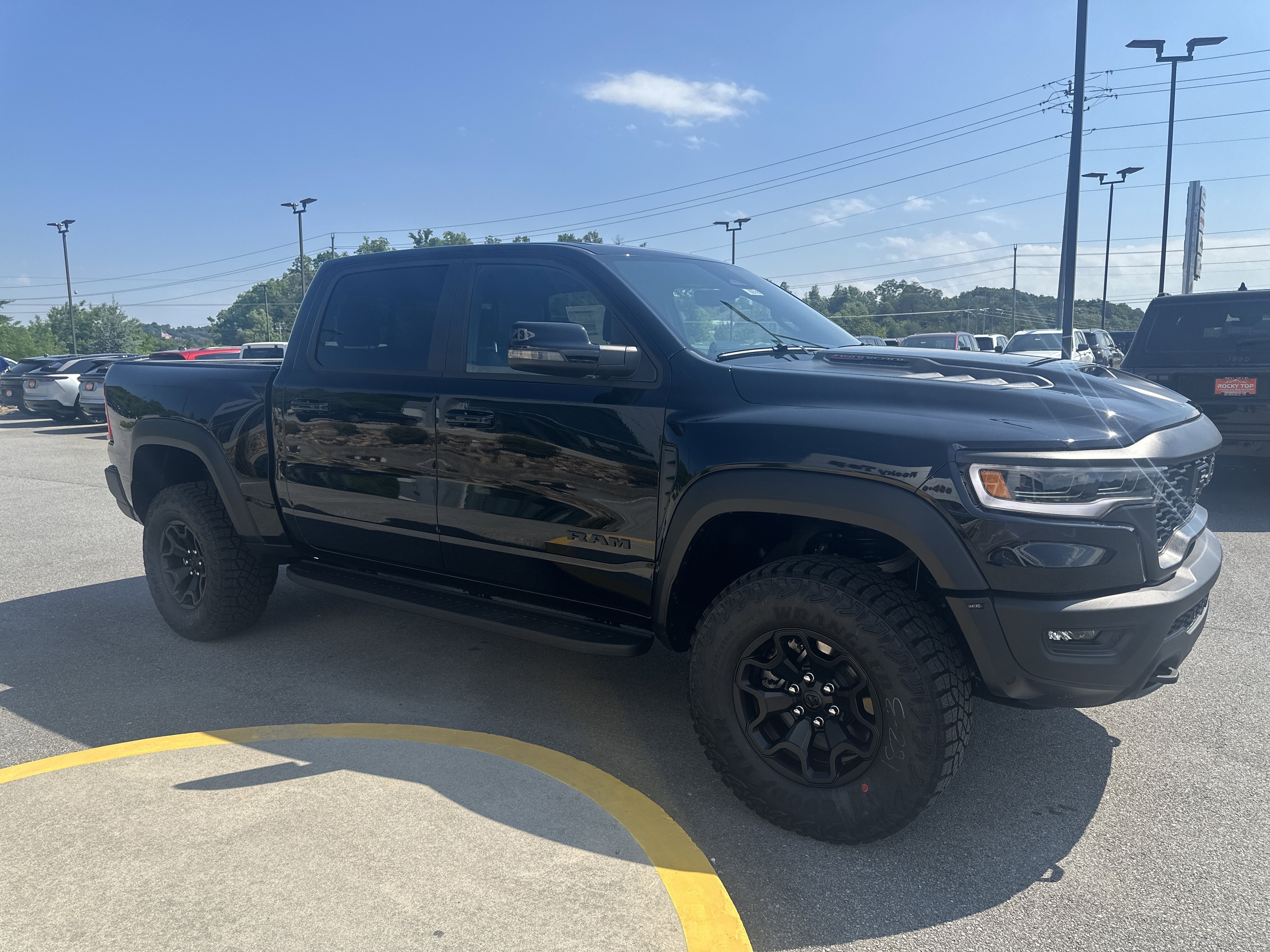 2026 RAM Ram 1500 RAM 1500 RHO CREW CAB 4X4 5'7' BOX