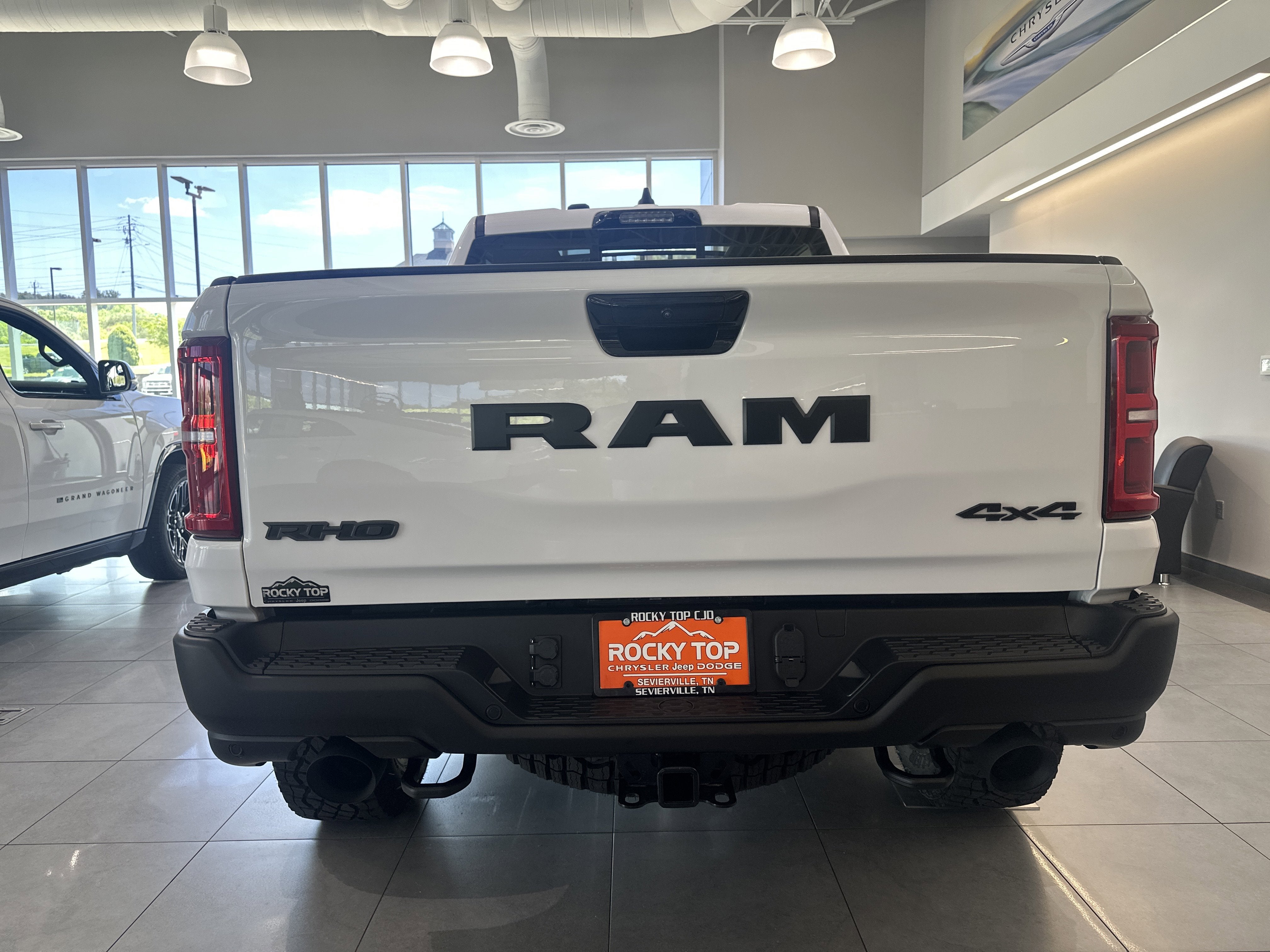 2026 RAM Ram 1500 RAM 1500 RHO CREW CAB 4X4 5'7' BOX